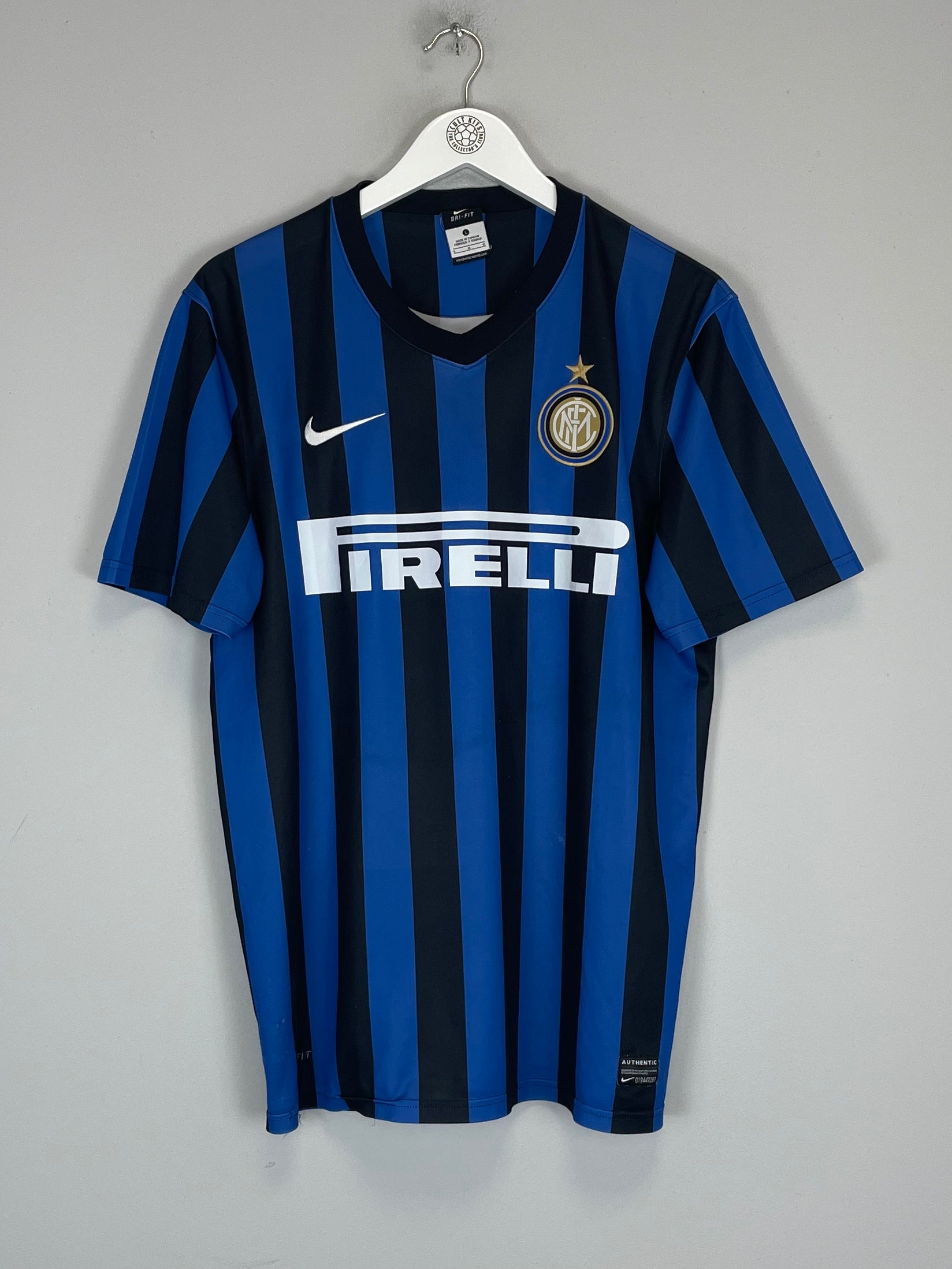 Shop 2012/13 INTER MILAN FORLAN #9 HOME SHIRT (L) NIKE BASIC, classic football shirts, vintage football shirts & retro soccer jerseys at Cult Kits