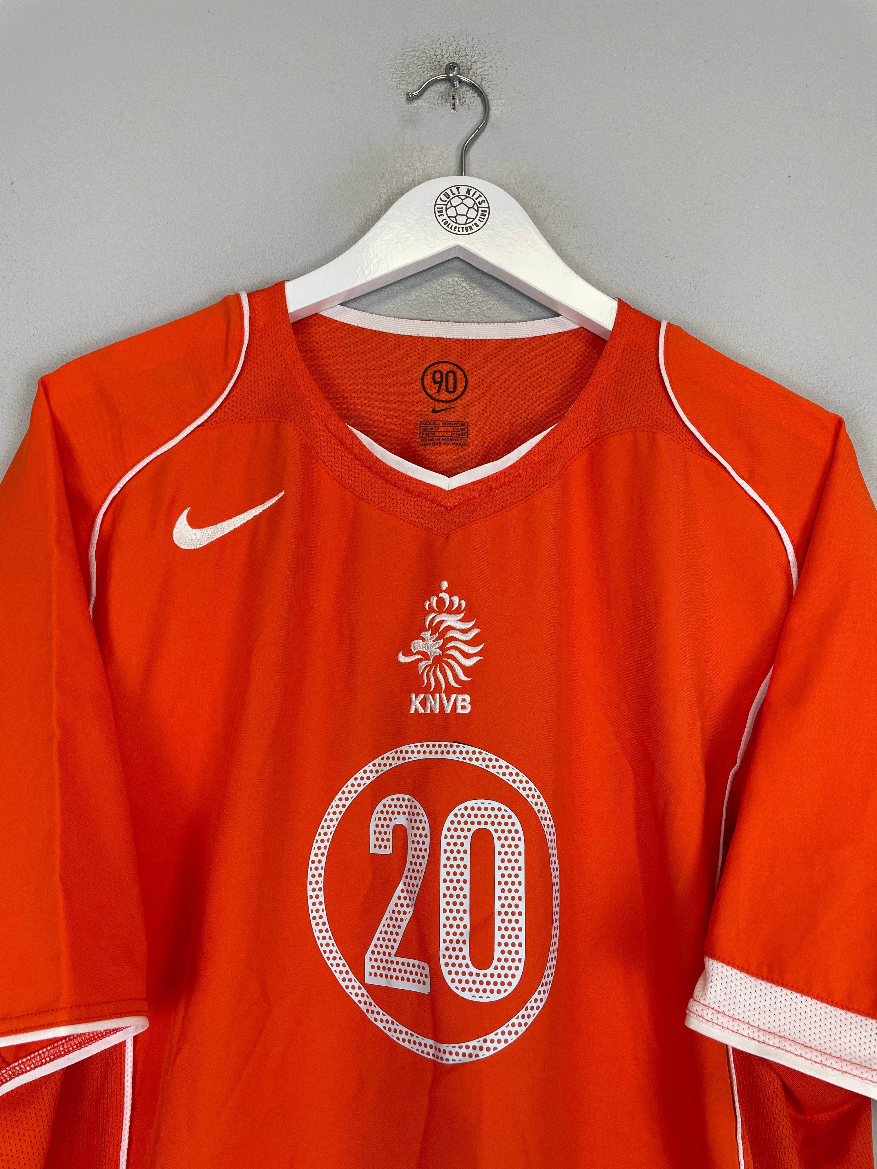 Shop 2004/06 NETHERLANDS SEEDORF #20 HOME SHIRT (XL) NIKE, classic football shirts, vintage football shirts & retro soccer jerseys at Cult Kits
