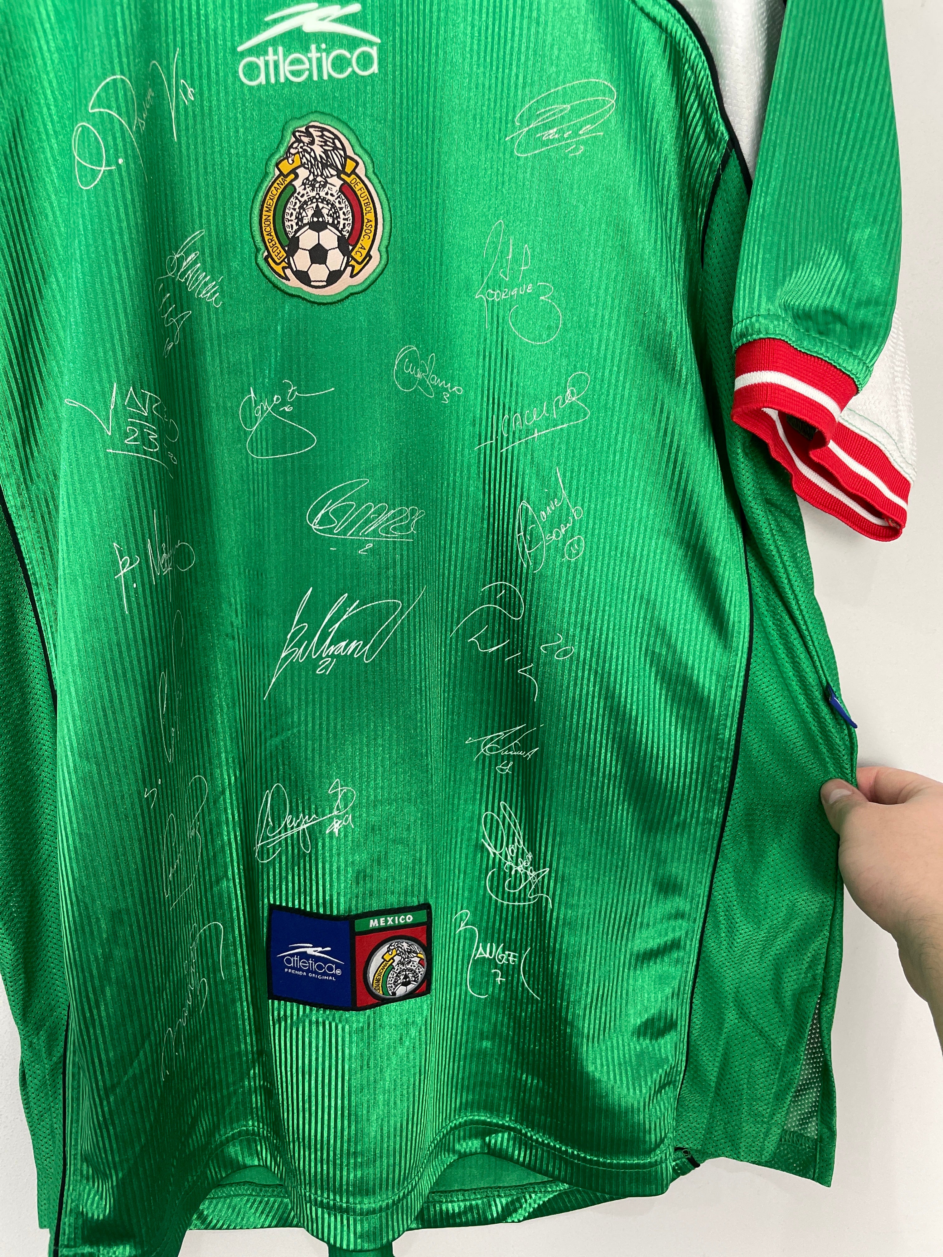 Shop 2000/01 MEXICO *SQUAD SIGNED* HOME SHIRT (XL) ATLETICA, classic football shirts, vintage football shirts & retro soccer jerseys at Cult Kits