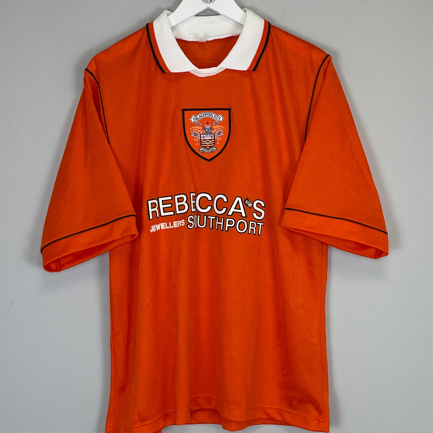 Shop 1995/97 BLACKPOOL *MINT* HOME SHIRT (L) POOLWEAR, classic football shirts, vintage football shirts & retro soccer jerseys at Cult Kits