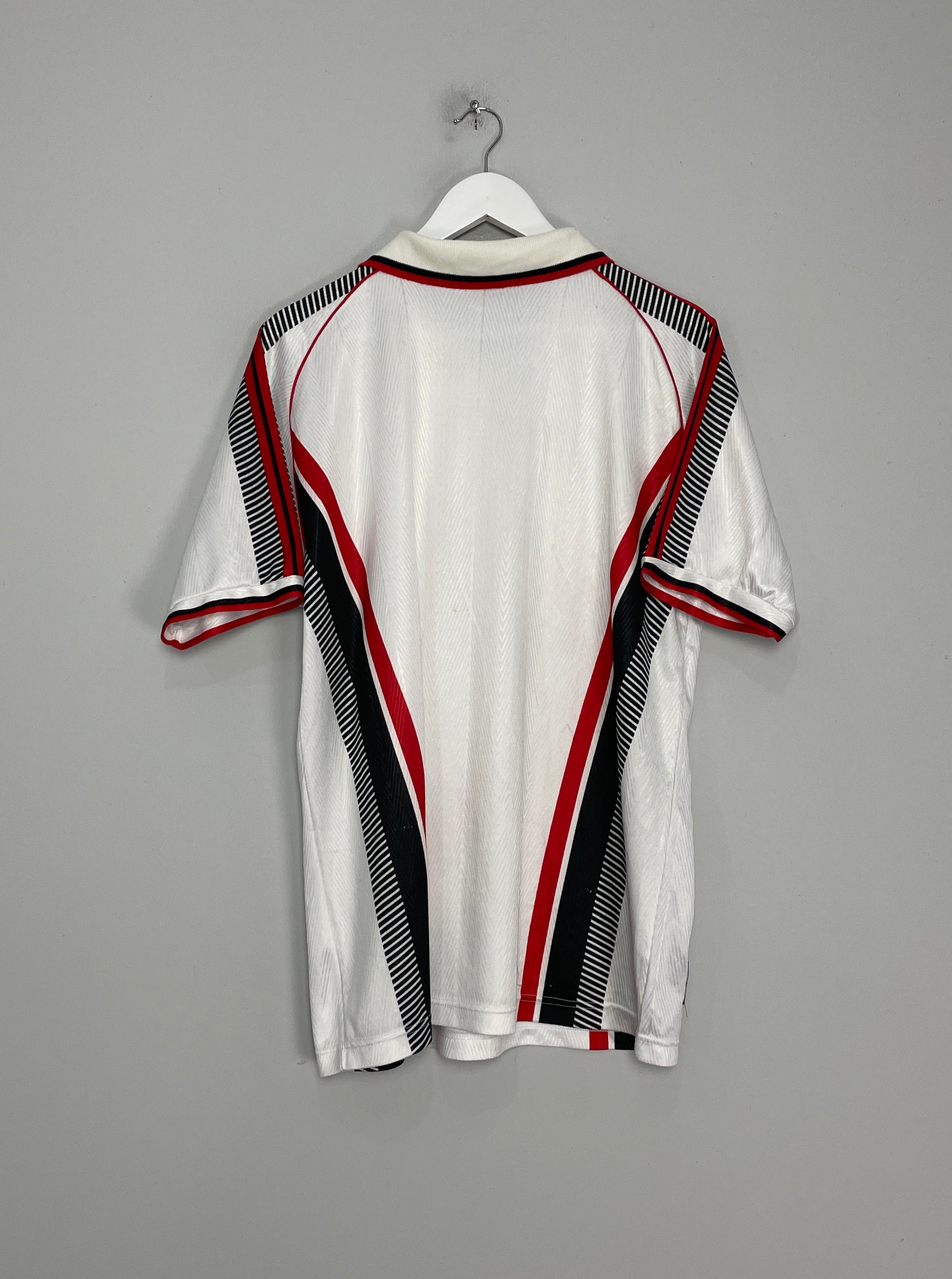 Shop 1997/98 AC MILAN AWAY SHIRT (L) LOTTO, classic football shirts, vintage football shirts & retro soccer jerseys at Cult Kits