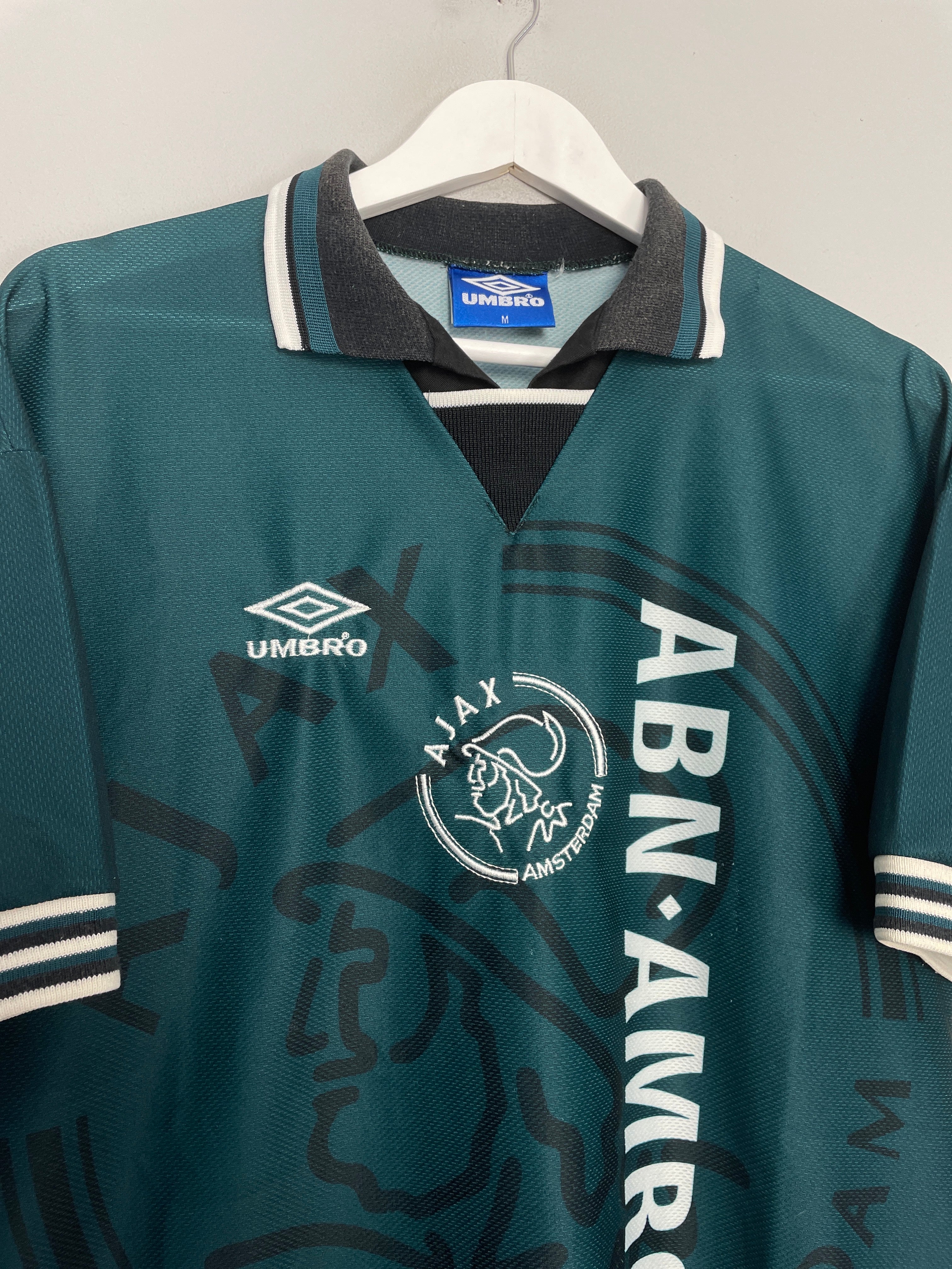 Shop 1995/96 AJAX AWAY SHIRT (M) UMBRO, classic football shirts, vintage football shirts & retro soccer jerseys at Cult Kits