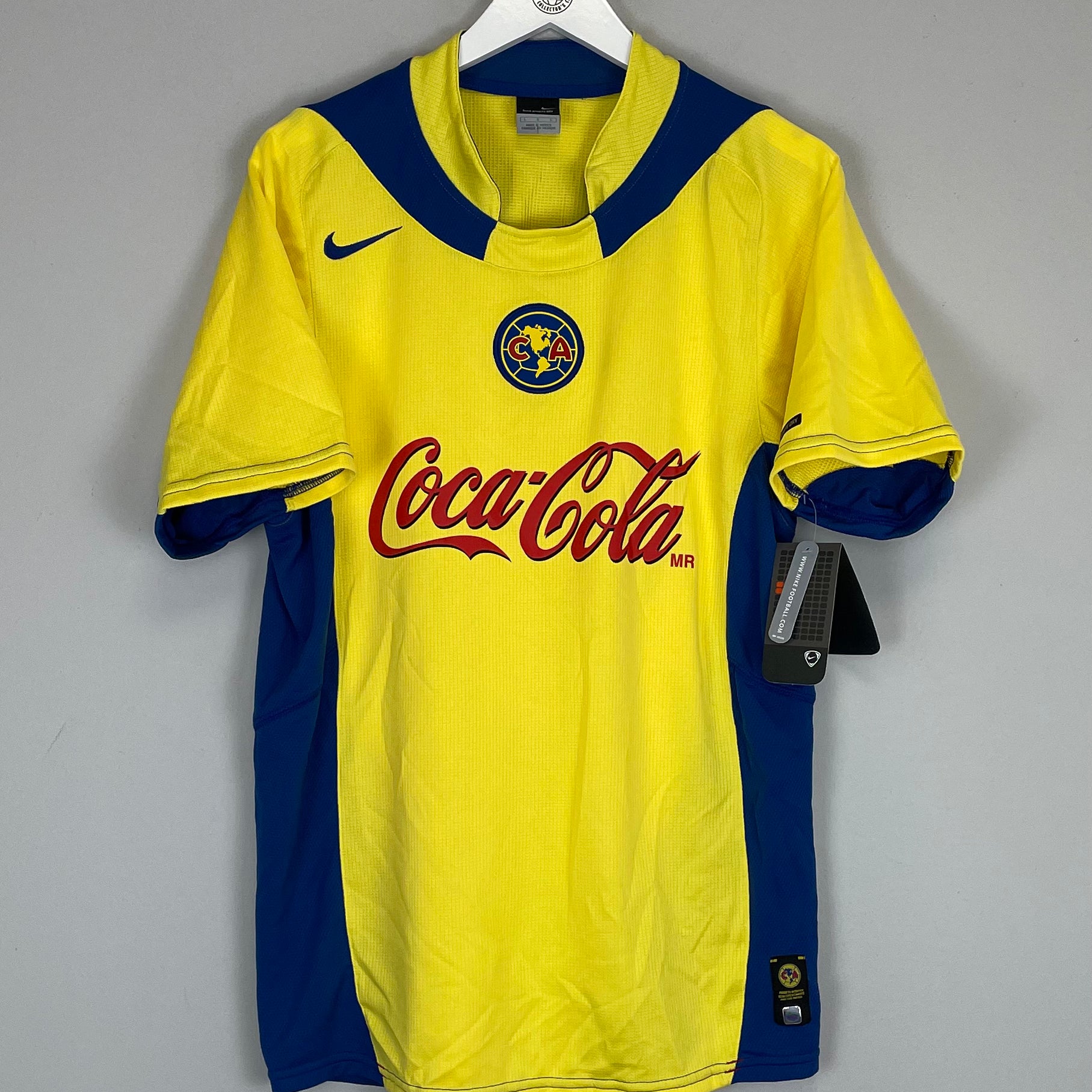 Shop 2004/05 CLUB AMERICA *BNWT* HOME SHIRT (L) NIKE, classic football shirts, vintage football shirts & retro soccer jerseys at Cult Kits