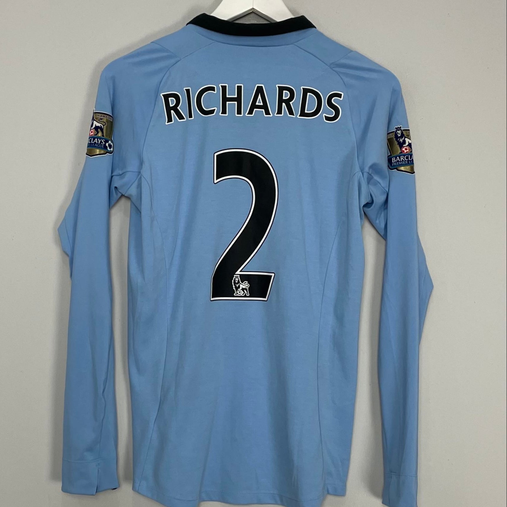 Shop 2012/13 MANCHESTER CITY RICHARDS #2 L/S HOME SHIRT (S) UMBRO, classic football shirts, vintage football shirts & retro soccer jerseys at Cult Kits