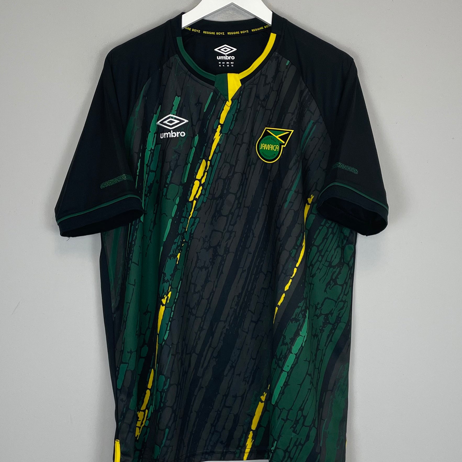 Shop 2021/22 JAMAICA AWAY SHIRT (XL) UMBRO, classic football shirts, vintage football shirts & retro soccer jerseys at Cult Kits