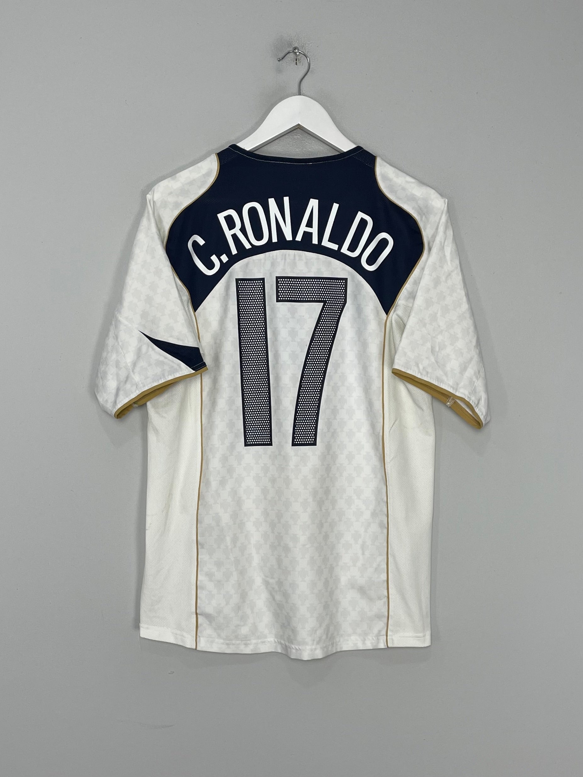 Shop 2004/06 PORTUGAL C.RONALDO #17 AWAY SHIRT (M) NIKE, classic football shirts, vintage football shirts & retro soccer jerseys at Cult Kits