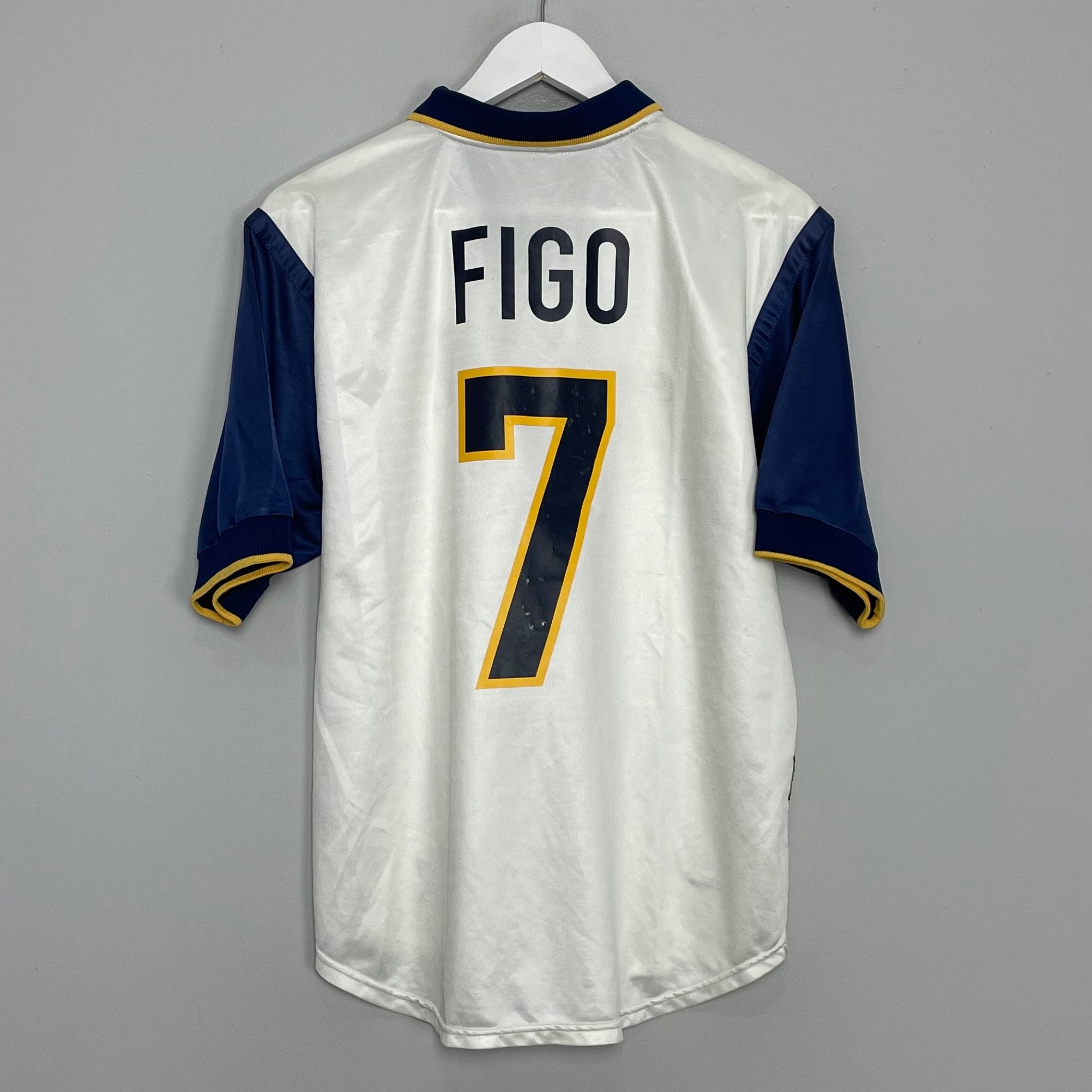 Shop 1998/00 PORTUGAL FIGO #7 AWAY SHIRT (M) NIKE, classic football shirts, vintage football shirts & retro soccer jerseys at Cult Kits