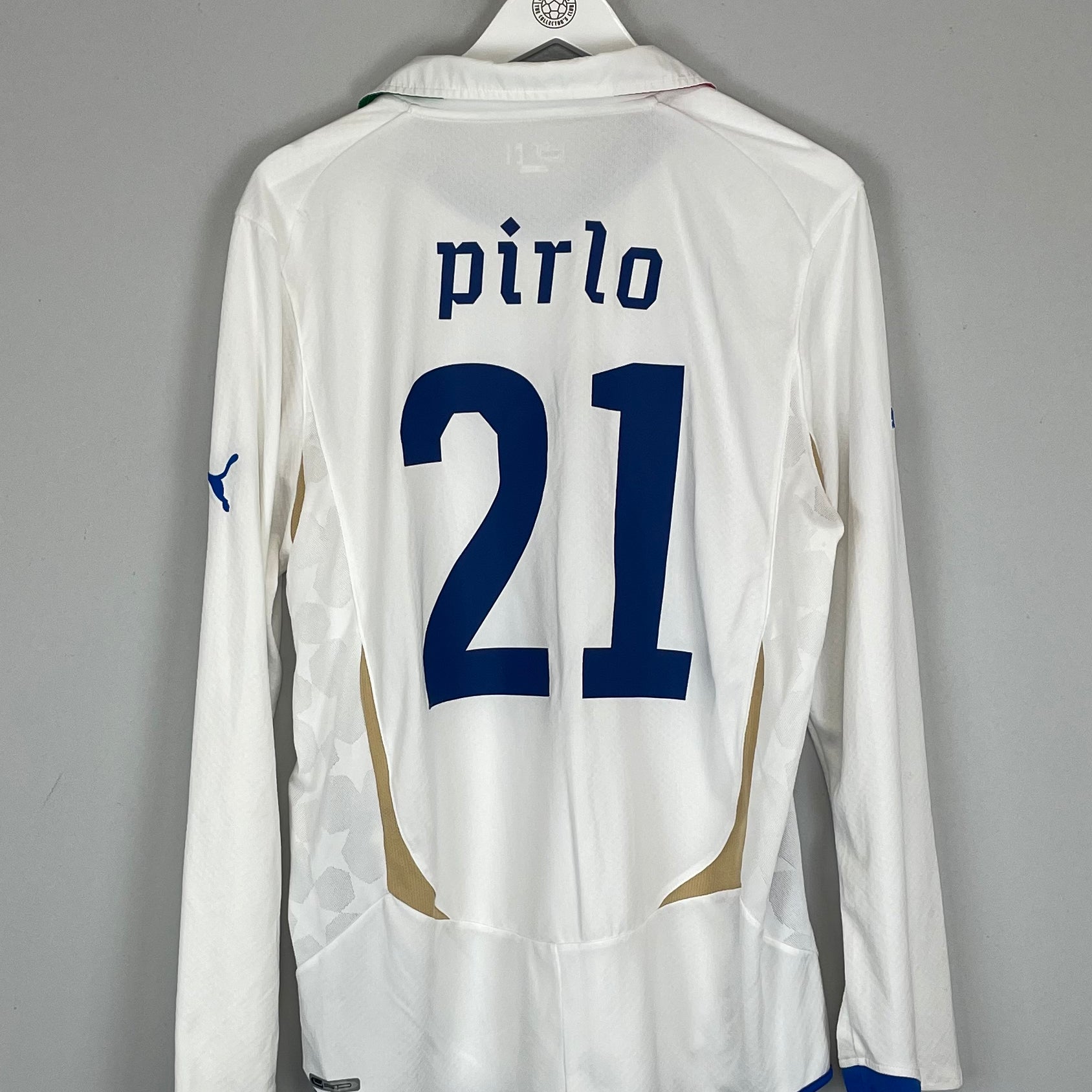 Shop 2010/11 ITALY PIRLO #21 L/S AWAY SHIRT (L) PUMA, classic football shirts, vintage football shirts & retro soccer jerseys at Cult Kits