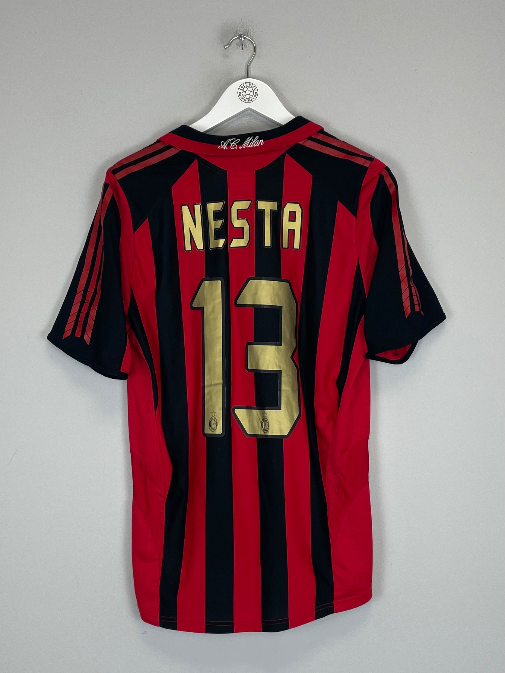 Nuova prima maglia Milan 2024-2025: è l'essenza del Milanismo - Pianeta Nuova prima maglia Milan 2024-2025: è l'essenza del Milanismo - Pianeta
