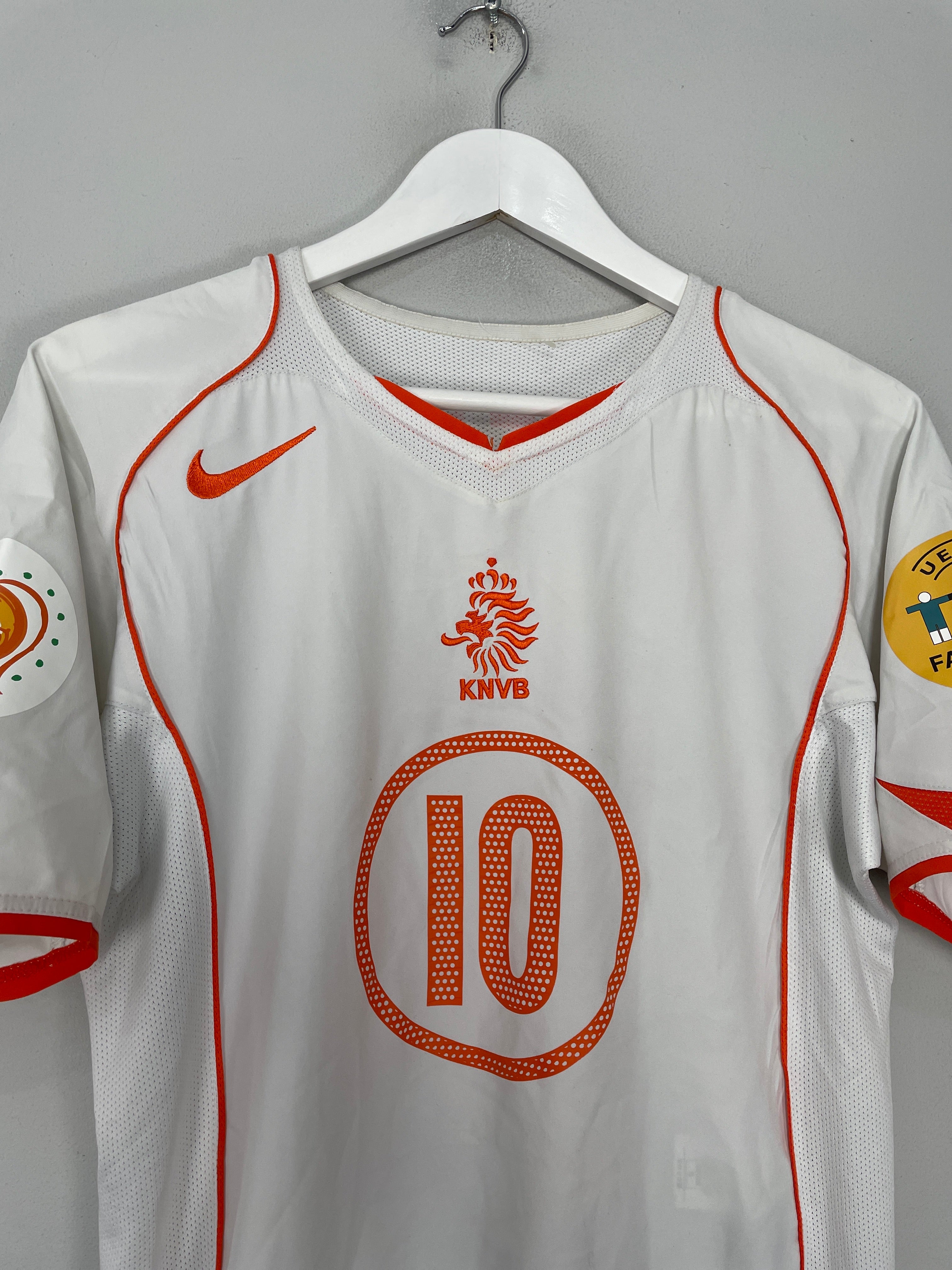 Shop 2004/06 NETHERLANDS V.NISTELROOY #10 AWAY SHIRT (S) NIKE, classic football shirts, vintage football shirts & retro soccer jerseys at Cult Kits