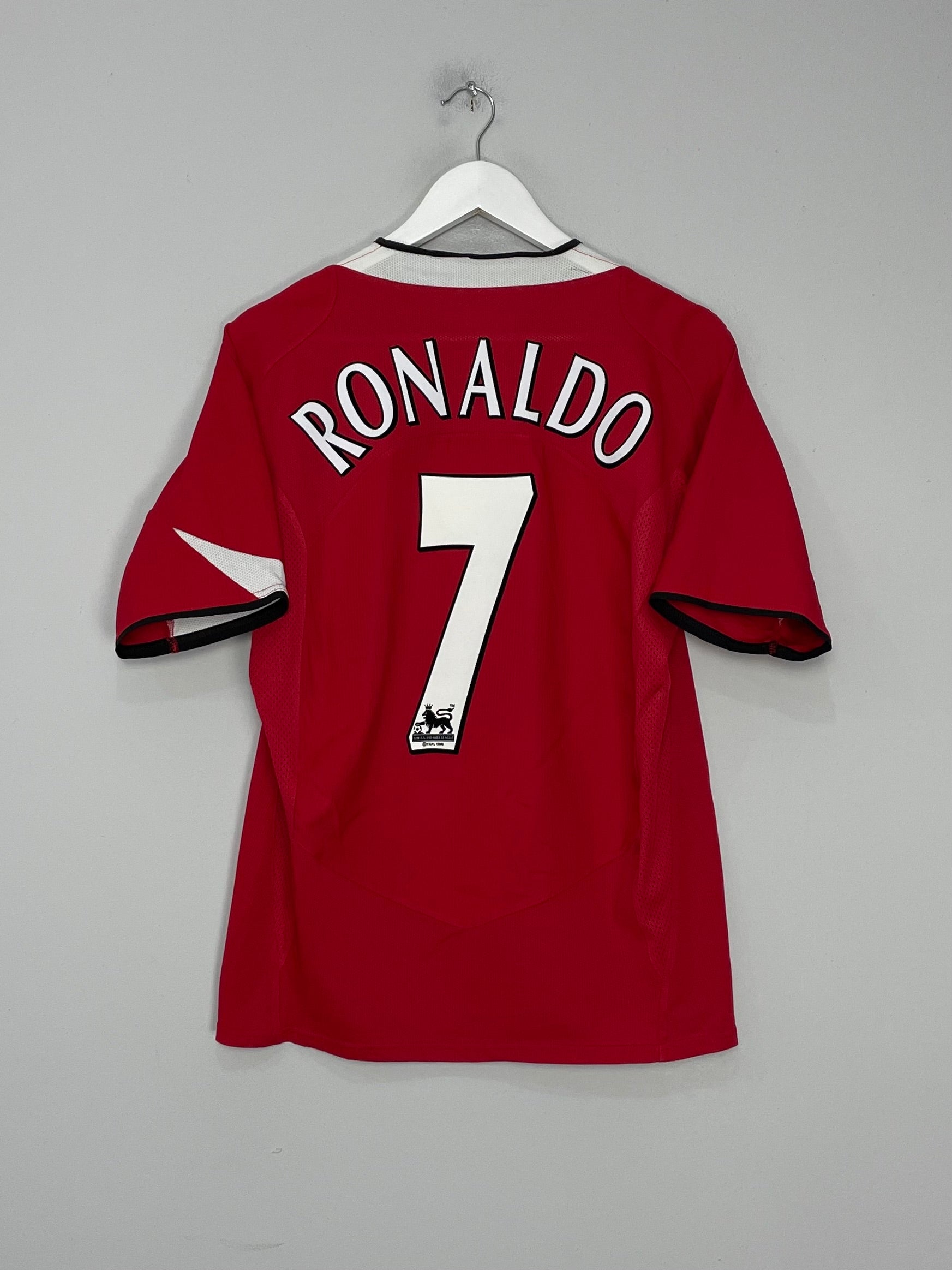 Shop 2004/06 MANCHESTER UNITED RONALDO #7 HOME SHIRT (S) NIKE, classic football shirts, vintage football shirts & retro soccer jerseys at Cult Kits