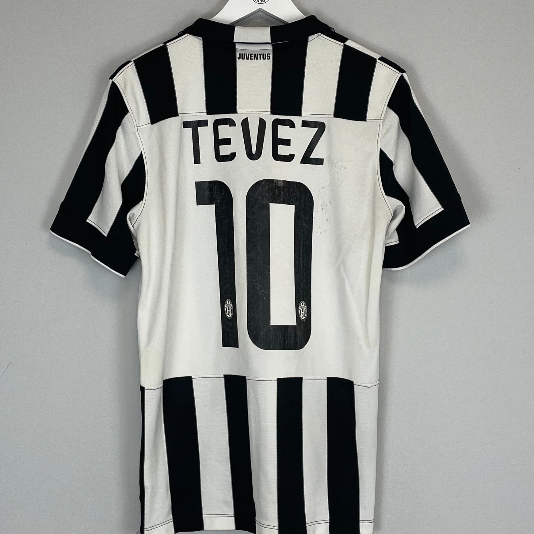 Shop 2014/15 JUVENTUS TEVEZ #10 HOME SHIRT (M) NIKE, classic football shirts, vintage football shirts & retro soccer jerseys at Cult Kits