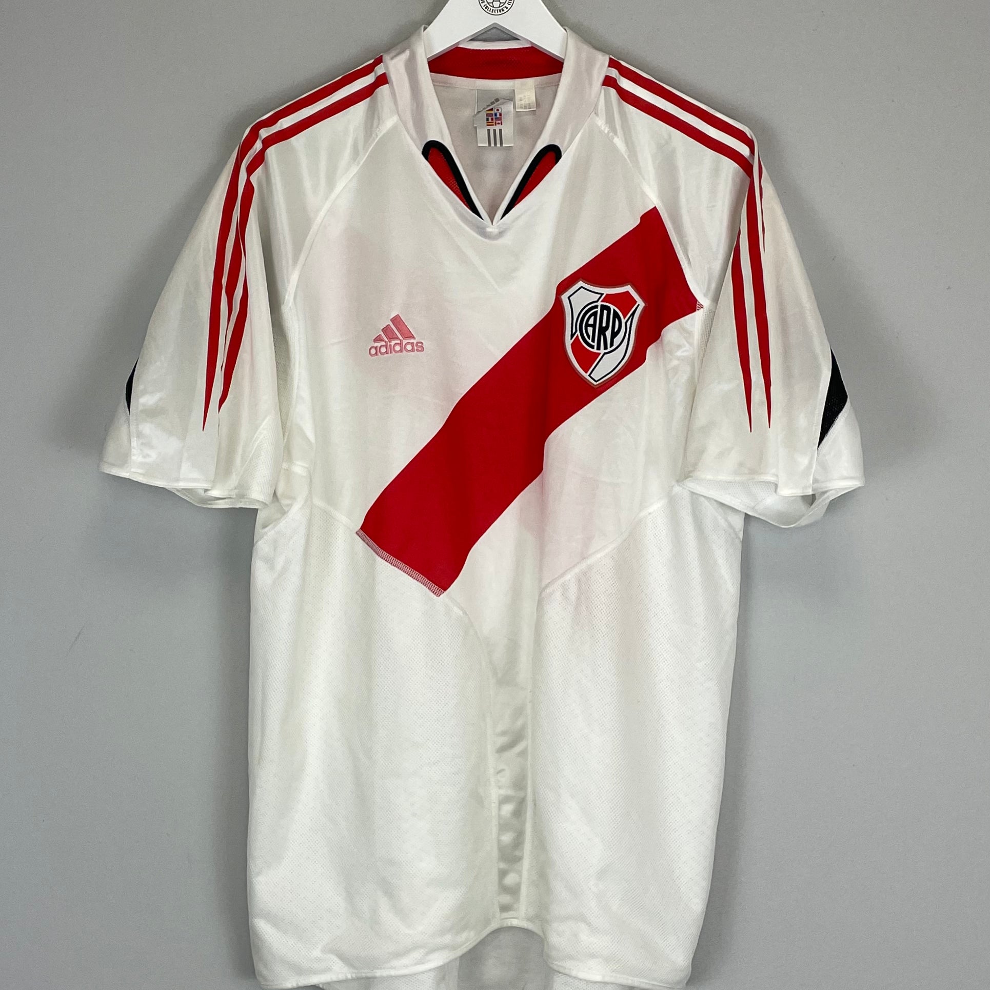 Shop 2004/05 RIVER PLATE HOME SHIRT (XL) ADIDAS, classic football shirts, vintage football shirts & retro soccer jerseys at Cult Kits