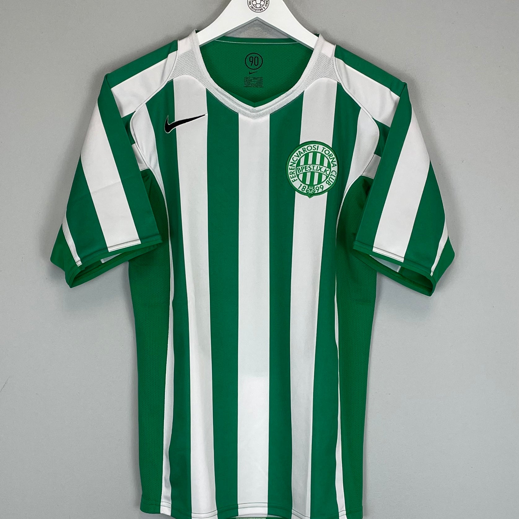 Shop 2005/06 FERENCVAROS HOME SHIRT (S) NIKE, classic football shirts, vintage football shirts & retro soccer jerseys at Cult Kits