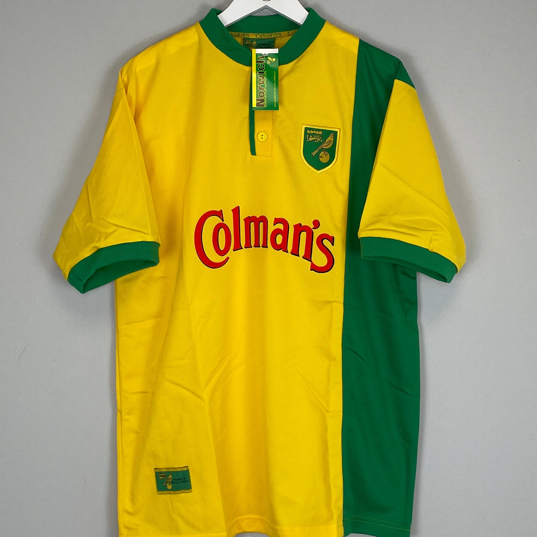 Shop 1999/01 NORWICH CITY *BNWT* HOME SHIRT (L) OM, classic football shirts, vintage football shirts & retro soccer jerseys at Cult Kits