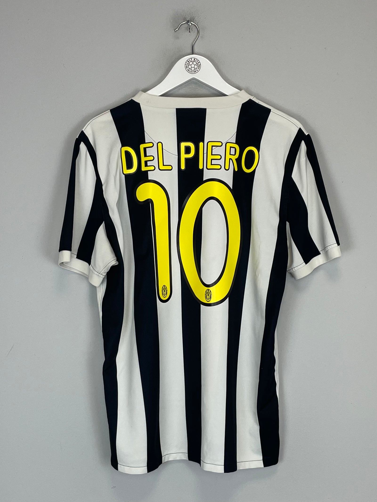 Shop 2009/10 JUVENTUS DEL PIERO #10 HOME SHIRT (L) NIKE, classic football shirts, vintage football shirts & retro soccer jerseys at Cult Kits