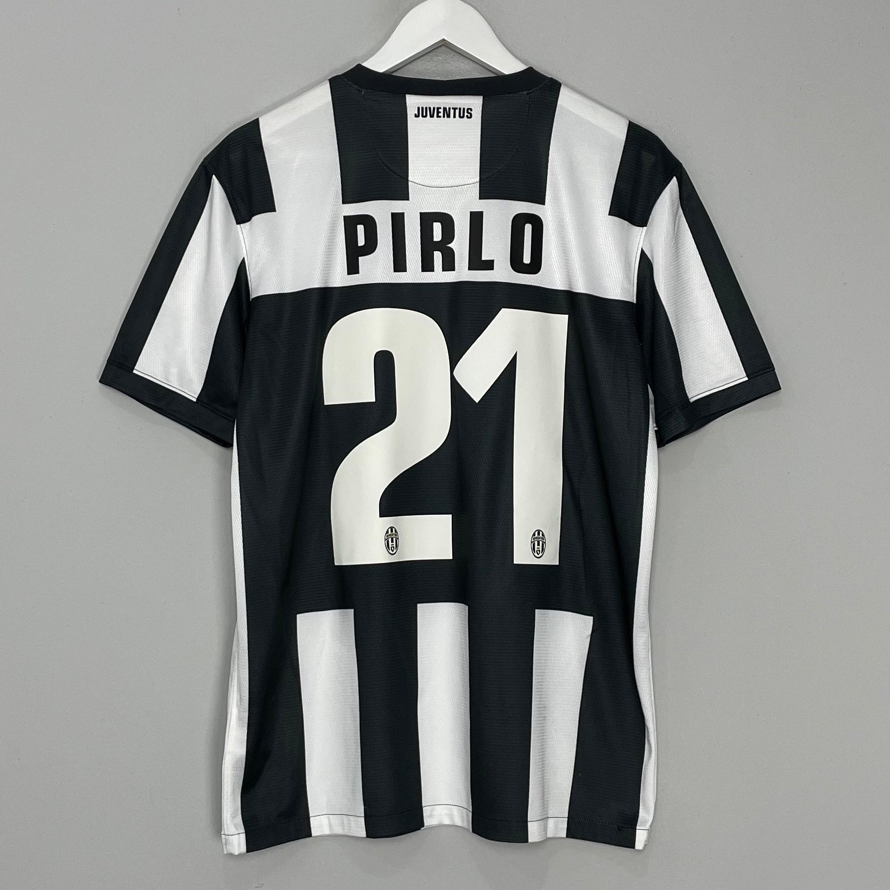 Shop 2012/13 JUVENTUS PIRLO #21 HOME SHIRT (M) NIKE, classic football shirts, vintage football shirts & retro soccer jerseys at Cult Kits