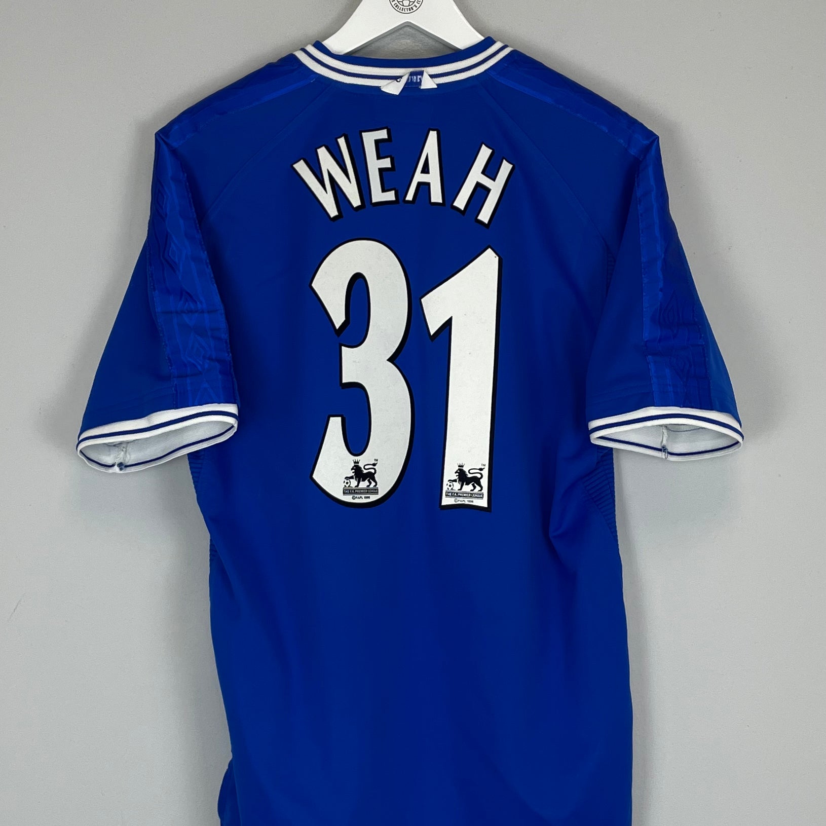 Shop 1999/01 CHELSEA WEAH #31 HOME SHIRT (L) UMBRO, classic football shirts, vintage football shirts & retro soccer jerseys at Cult Kits