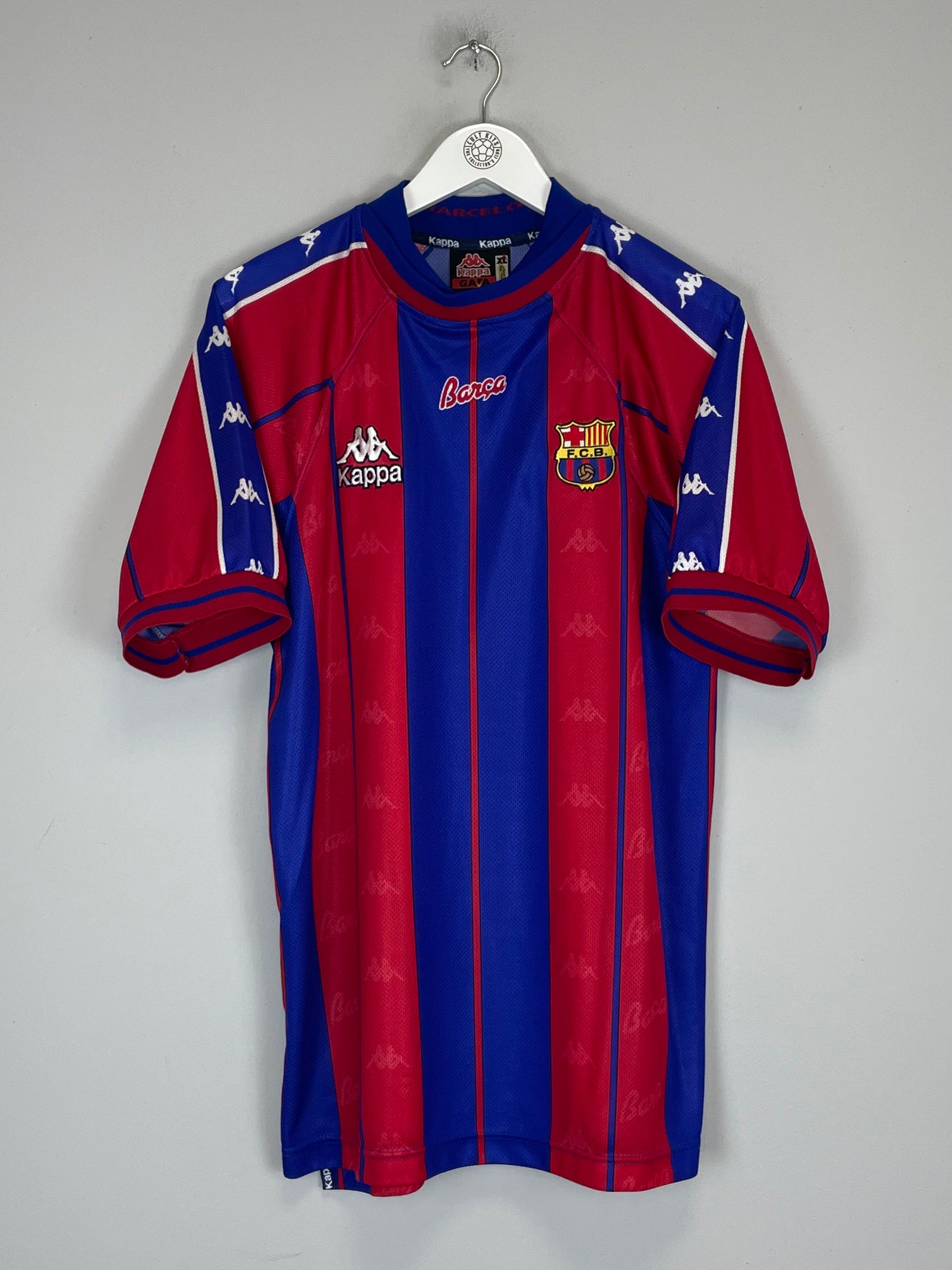Shop 1997/98 BARCELONA STOICHKOV #8 HOME SHIRT (XL) KAPPA, classic football shirts, vintage football shirts & retro soccer jerseys at Cult Kits