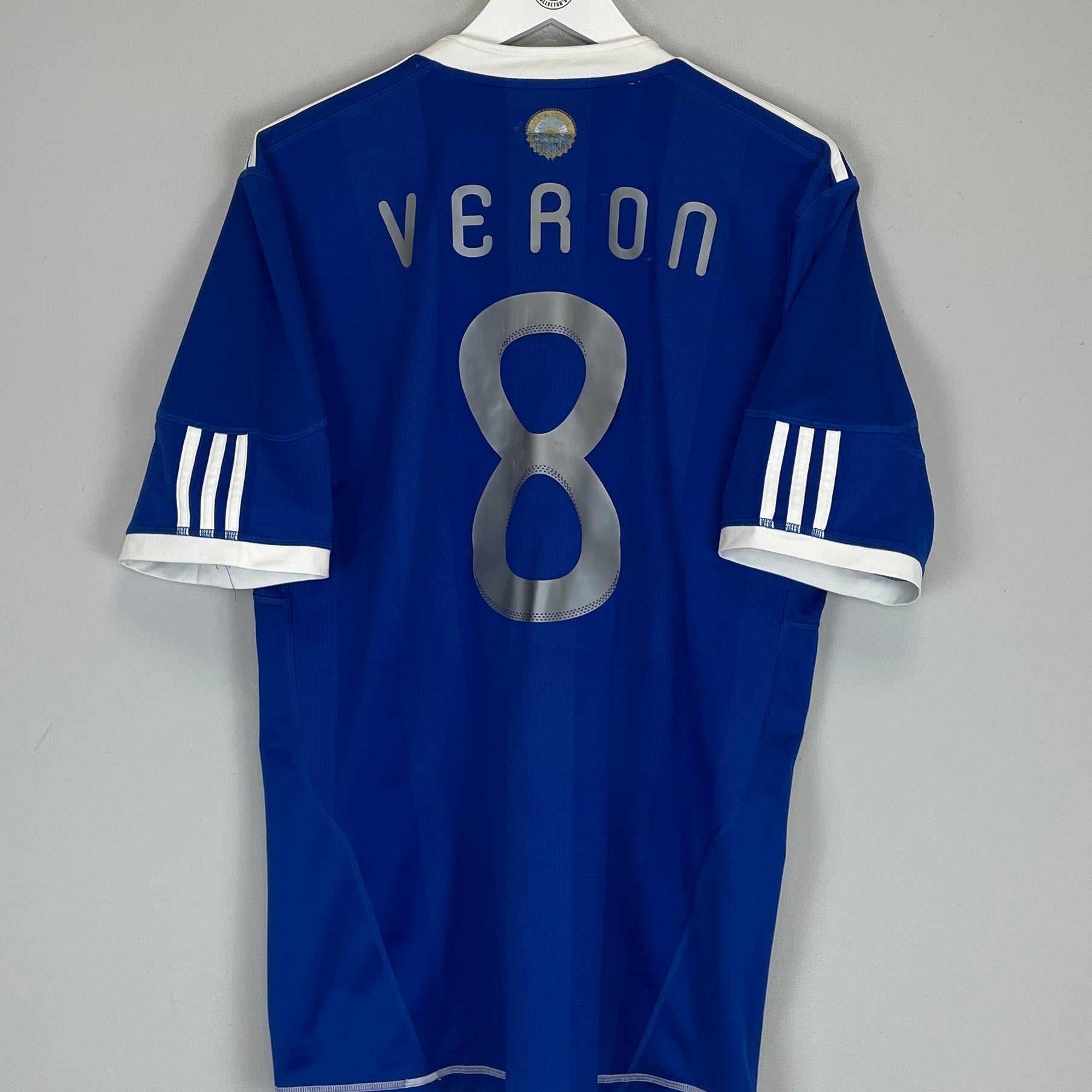 Shop 2010/11 ARGENTINA VERON #8 (GREECE v ARGENTINA) AWAY SHIRT (L) ADIDAS, classic football shirts, vintage football shirts & retro soccer jerseys at Cult Kits