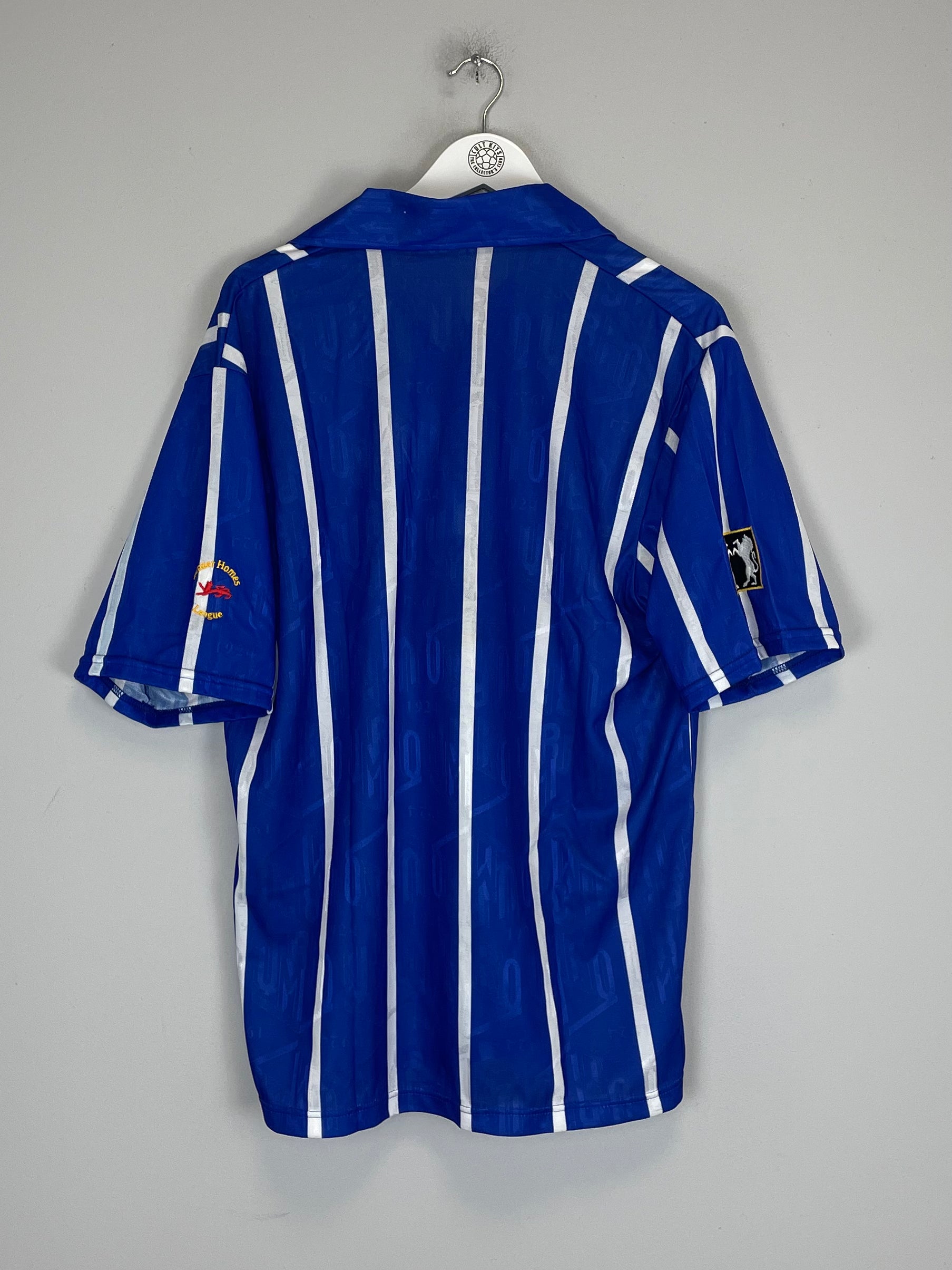 Shop 1995/96 HALESTOWN FC *MINT* HOME SHIRT (L) UMBRO, classic football shirts, vintage football shirts & retro soccer jerseys at Cult Kits