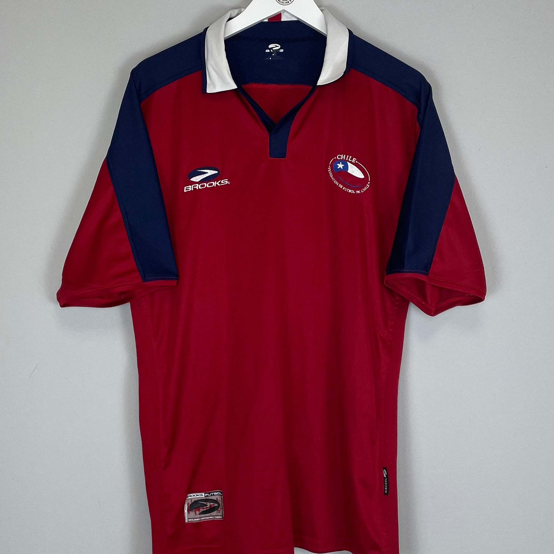 Shop 2004/05 CHILE HOME SHIRT (L) BROOKS, classic football shirts, vintage football shirts & retro soccer jerseys at Cult Kits