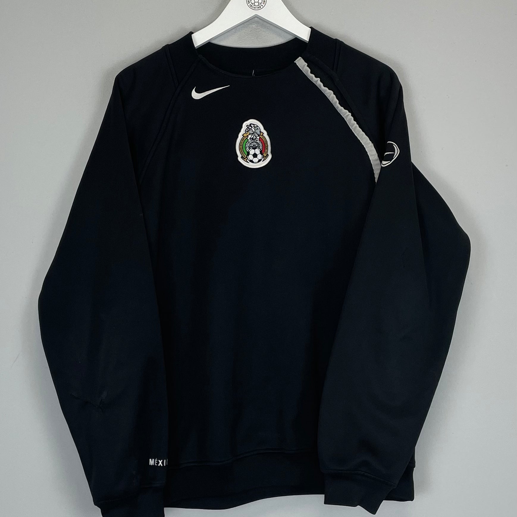 Shop 2002/04 MEXICO JUMPER (M) NIKE, classic football shirts, vintage football shirts & retro soccer jerseys at Cult Kits