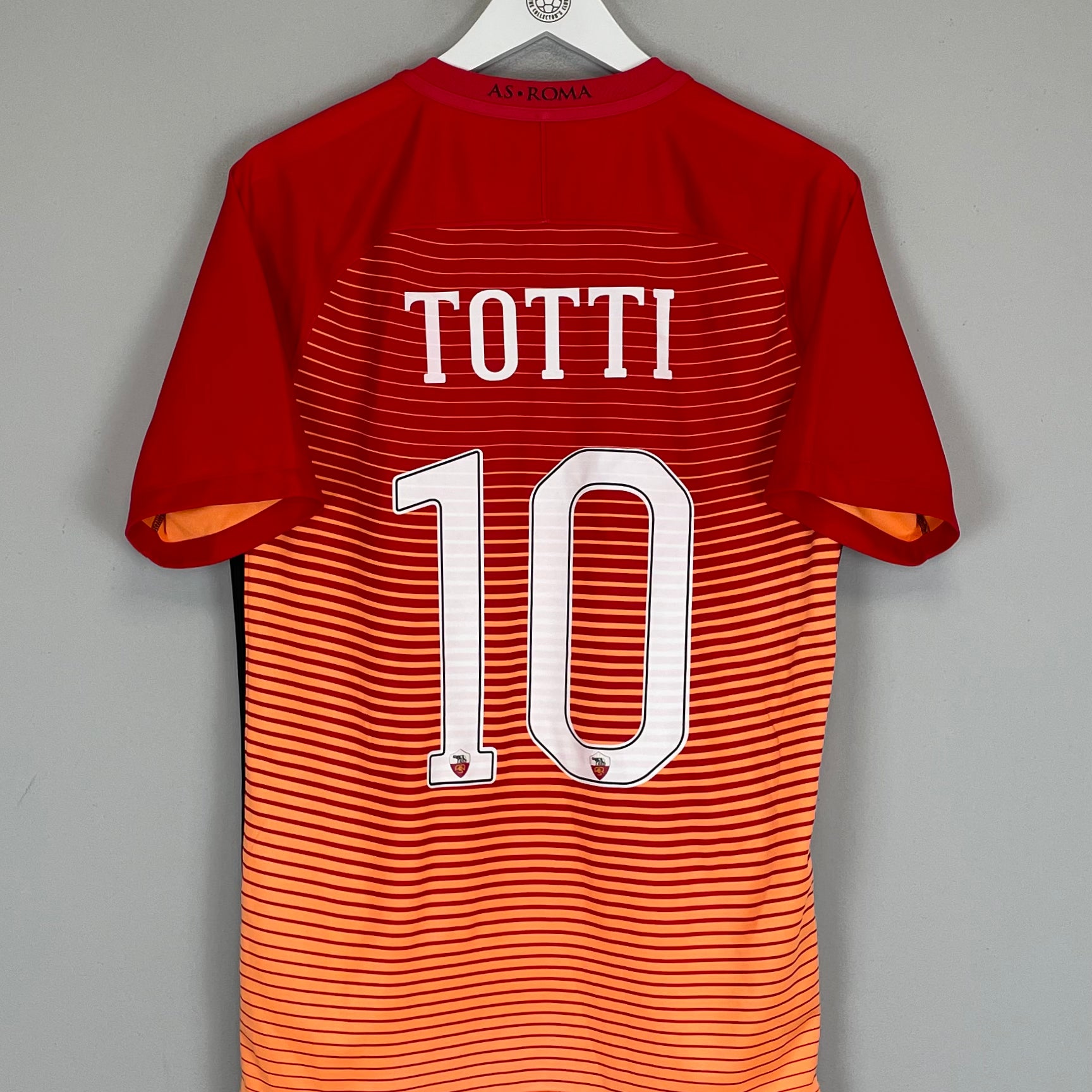 Shop 2016/17 ROMA TOTTI #10 THIRD SHIRT (M) NIKE, classic football shirts, vintage football shirts & retro soccer jerseys at Cult Kits