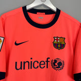Shop 2009/10 BARCELONA INIESTA #8 AWAY SHIRT (L) NIKE, classic football shirts, vintage football shirts & retro soccer jerseys at Cult Kits