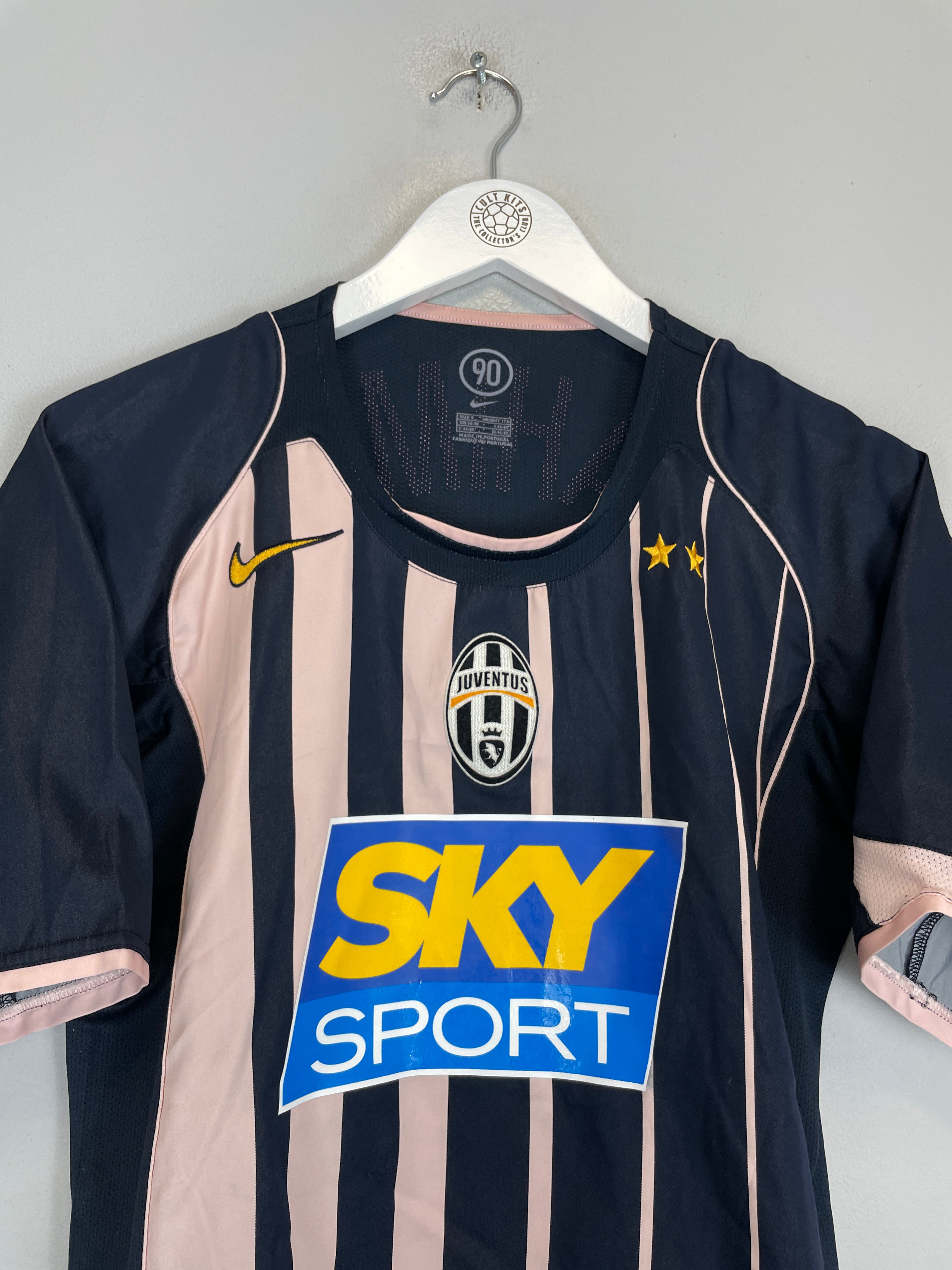 Shop 2004/05 JUVENTUS IBRAHIMOVIC #9 AWAY SHIRT (S) NIKE, classic football shirts, vintage football shirts & retro soccer jerseys at Cult Kits