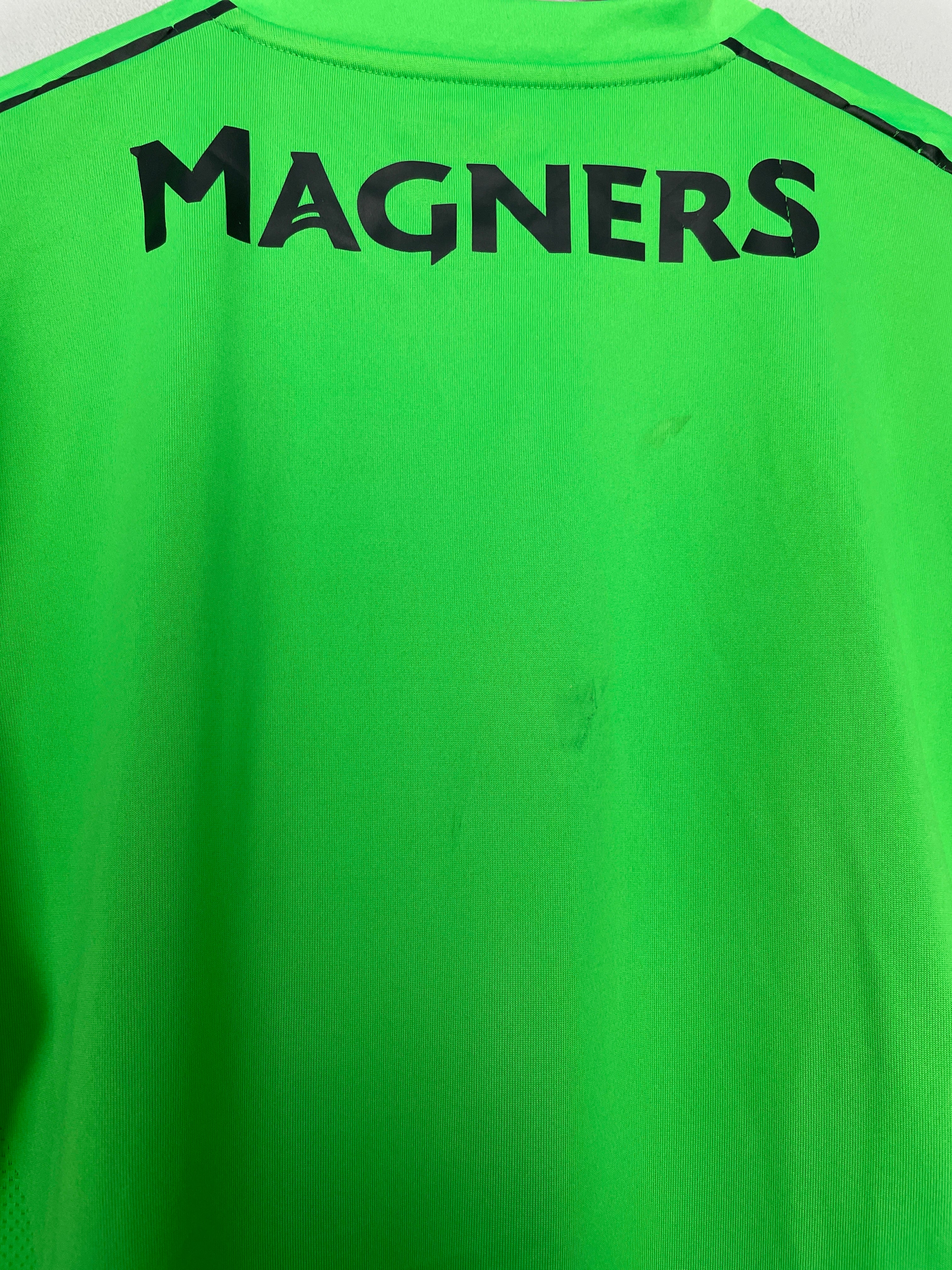 Shop 2017/18 CELTIC THIRD SHIRT (L) NEW BALANCE, classic football shirts, vintage football shirts & retro soccer jerseys at Cult Kits