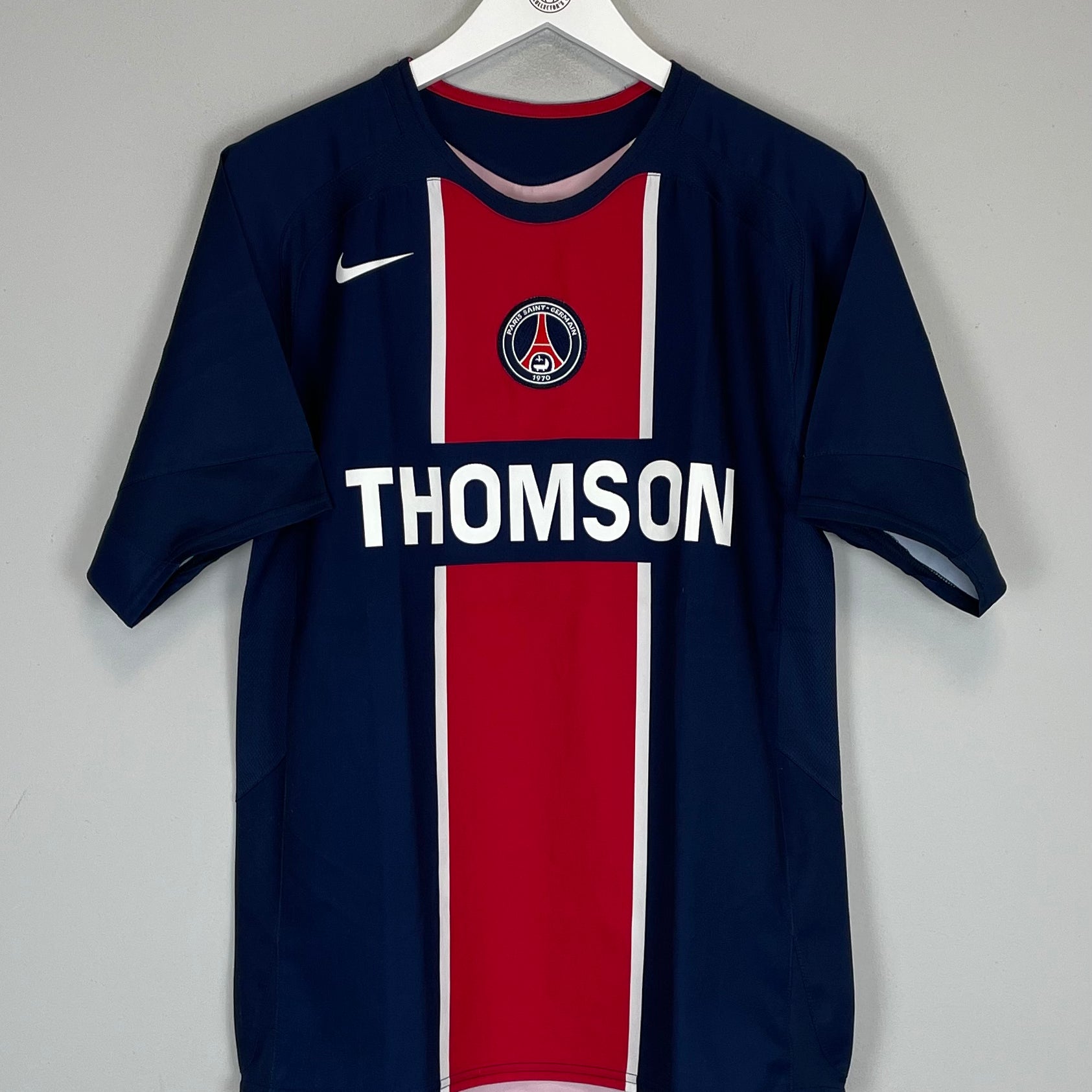 Shop 2005/06 PSG HOME SHIRT (S) NIKE, classic football shirts, vintage football shirts & retro soccer jerseys at Cult Kits