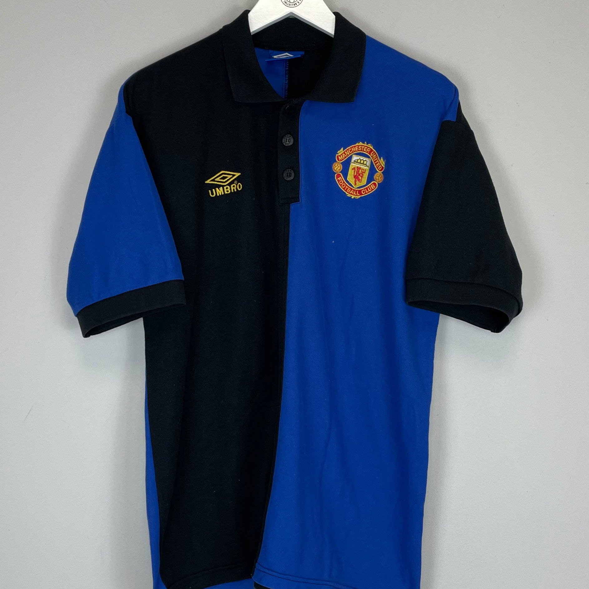 Shop 1996/97 MANCHESTER UNITED POLO SHIRT (XL) UMBRO, classic football shirts, vintage football shirts & retro soccer jerseys at Cult Kits