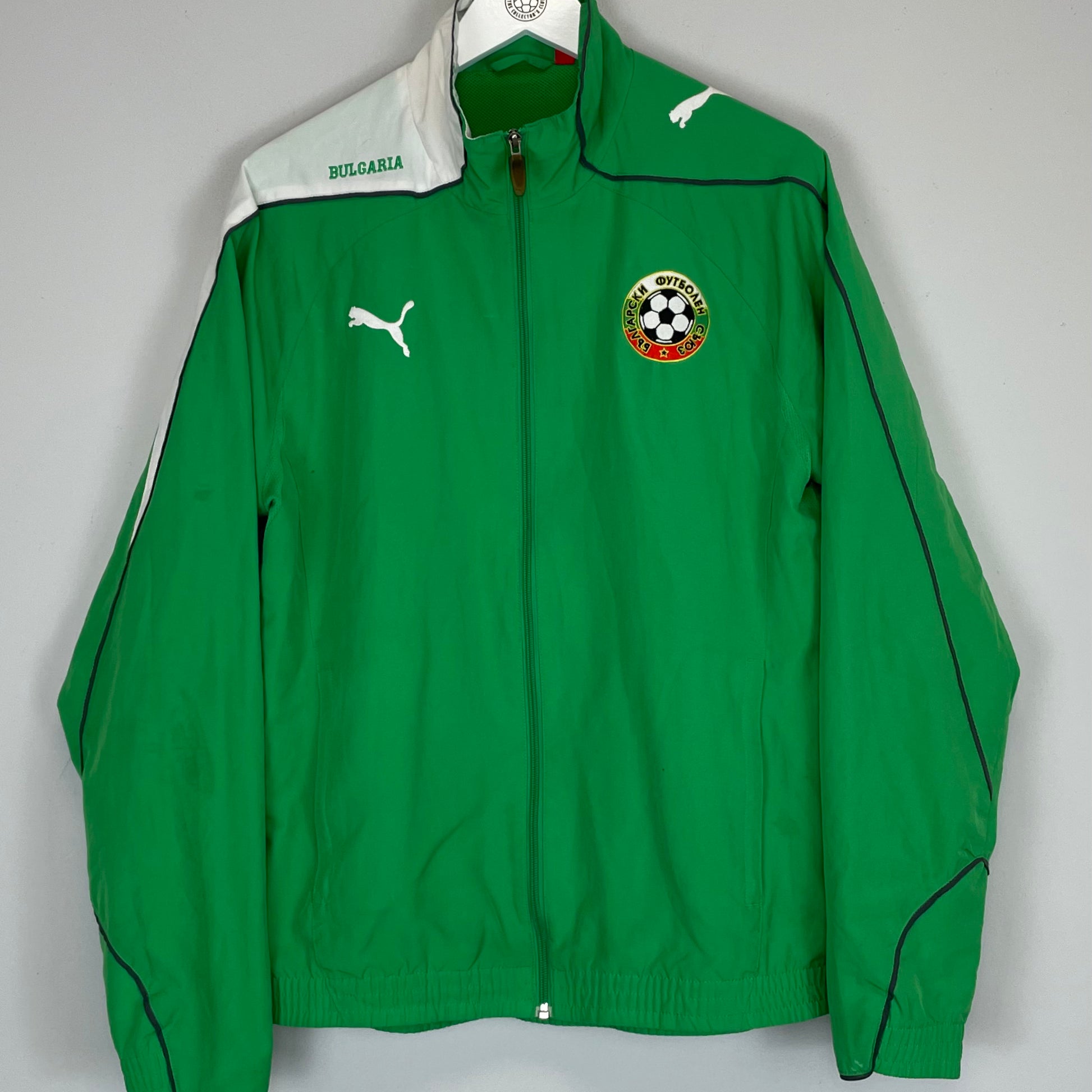 Shop 2008/10 BULGARIA TRACK JACKET (L) PUMA, classic football shirts, vintage football shirts & retro soccer jerseys at Cult Kits