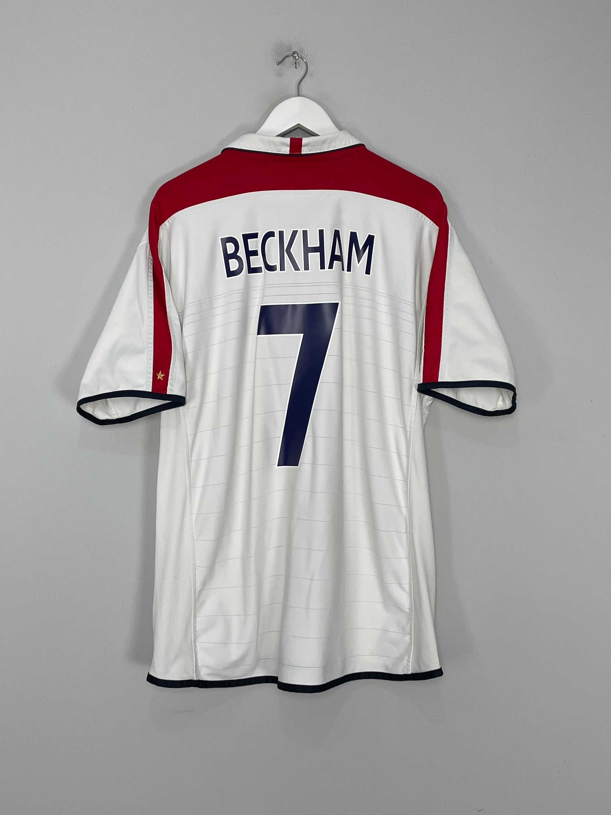 Shop 2003/05 ENGLAND BECKHAM #7 HOME SHIRT (XXL) UMBRO, classic football shirts, vintage football shirts & retro soccer jerseys at Cult Kits