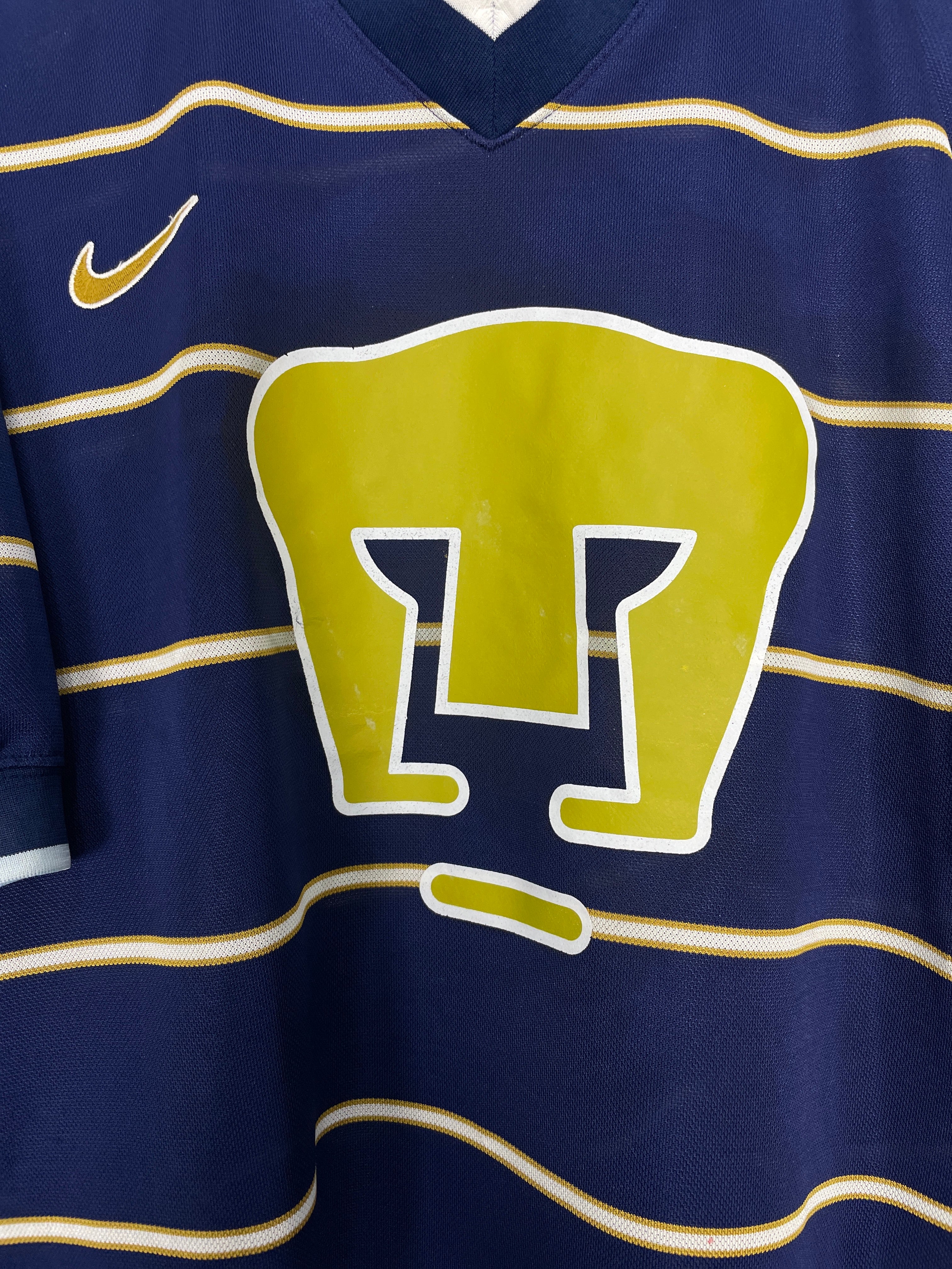 Shop 1997/98 UNAM PUMAS HOME SHIRT (XL) NIKE, classic football shirts, vintage football shirts & retro soccer jerseys at Cult Kits