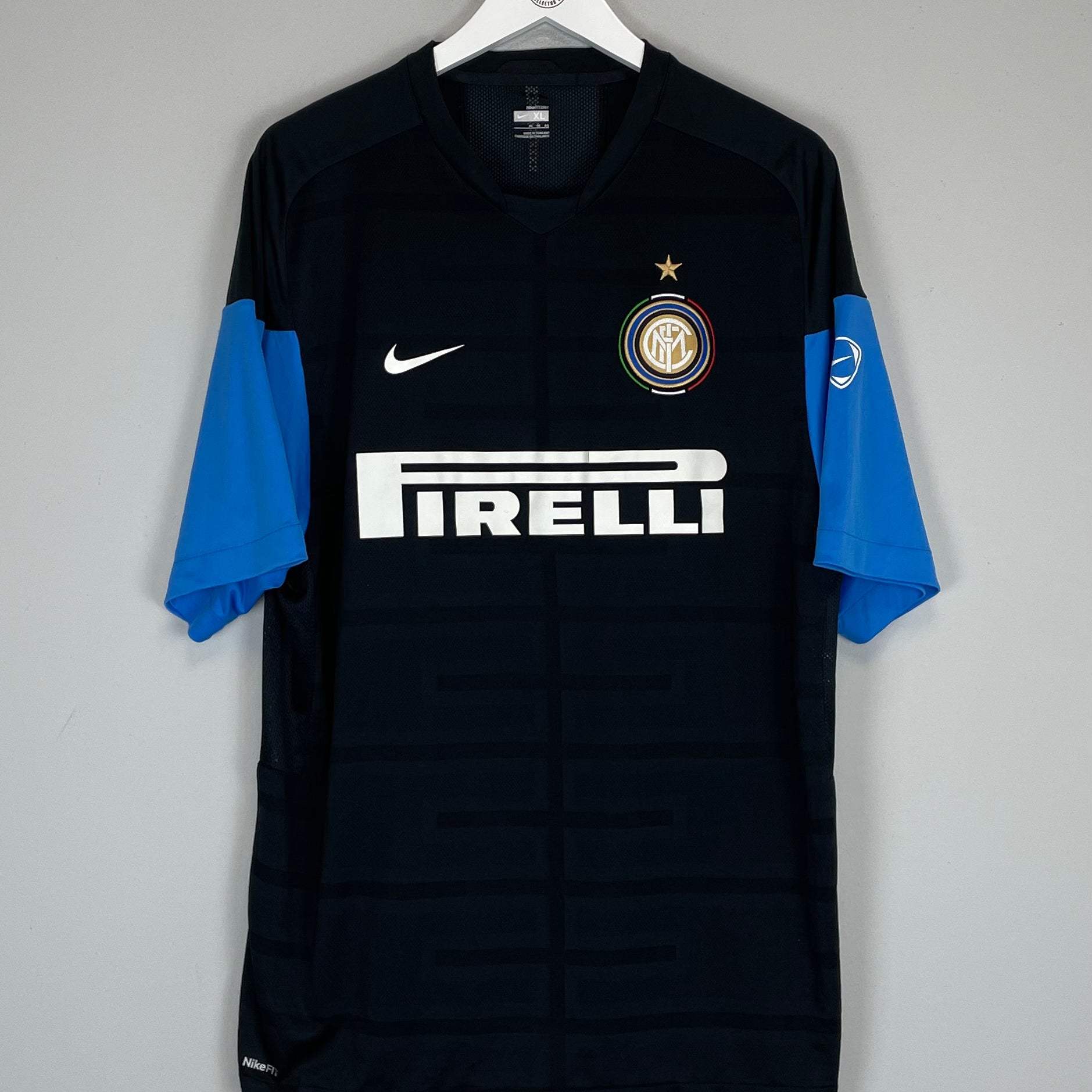 2009/10 INTER MILAN TRAINING SHIRT (XL) NIKE – Cult Kits 2009/10 INTER MILAN TRAINING SHIRT (XL) NIKE – Cult Kits