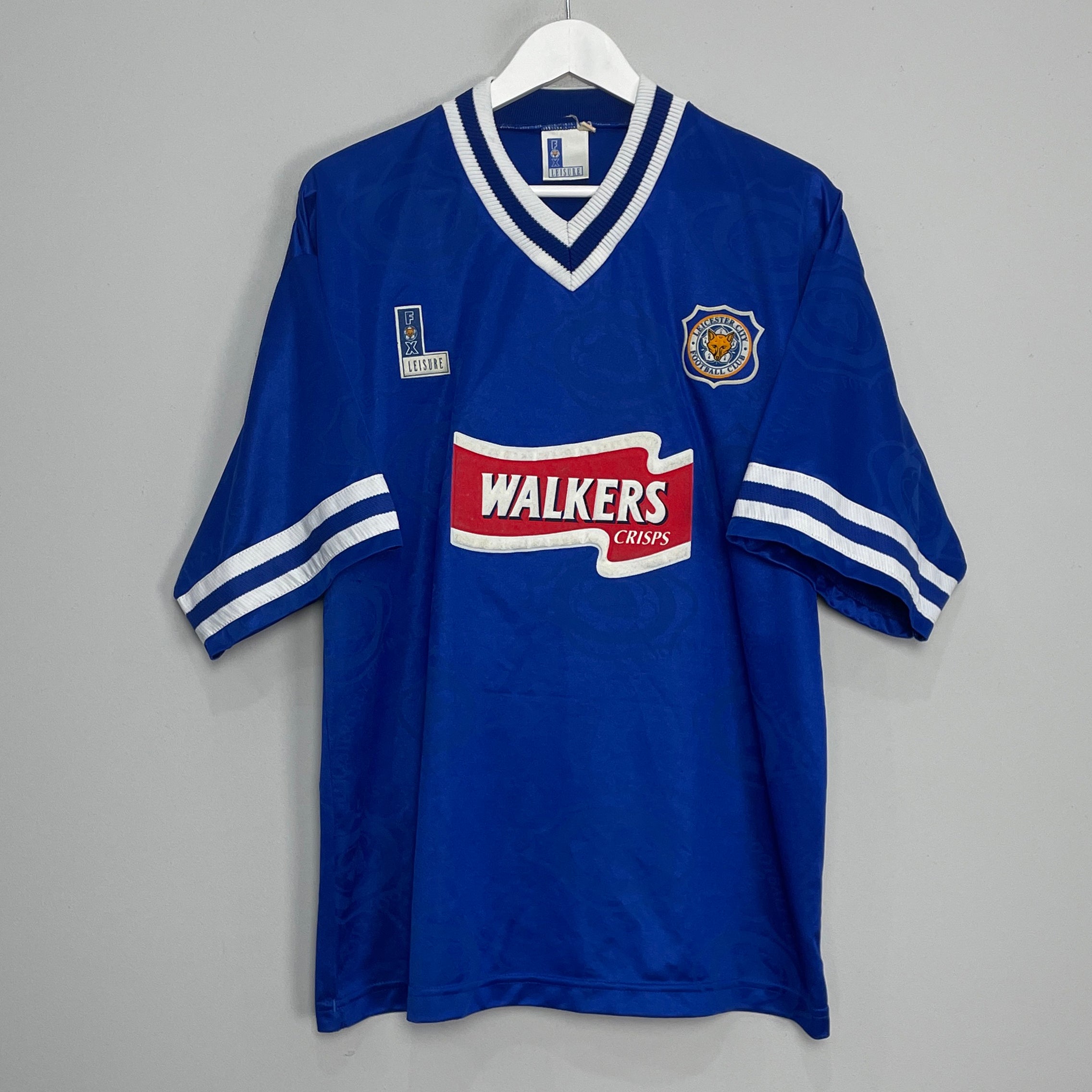 Shop 1996/98 LEICESTER CITY HOME SHIRT (L) FOX LEISURE, classic football shirts, vintage football shirts & retro soccer jerseys at Cult Kits