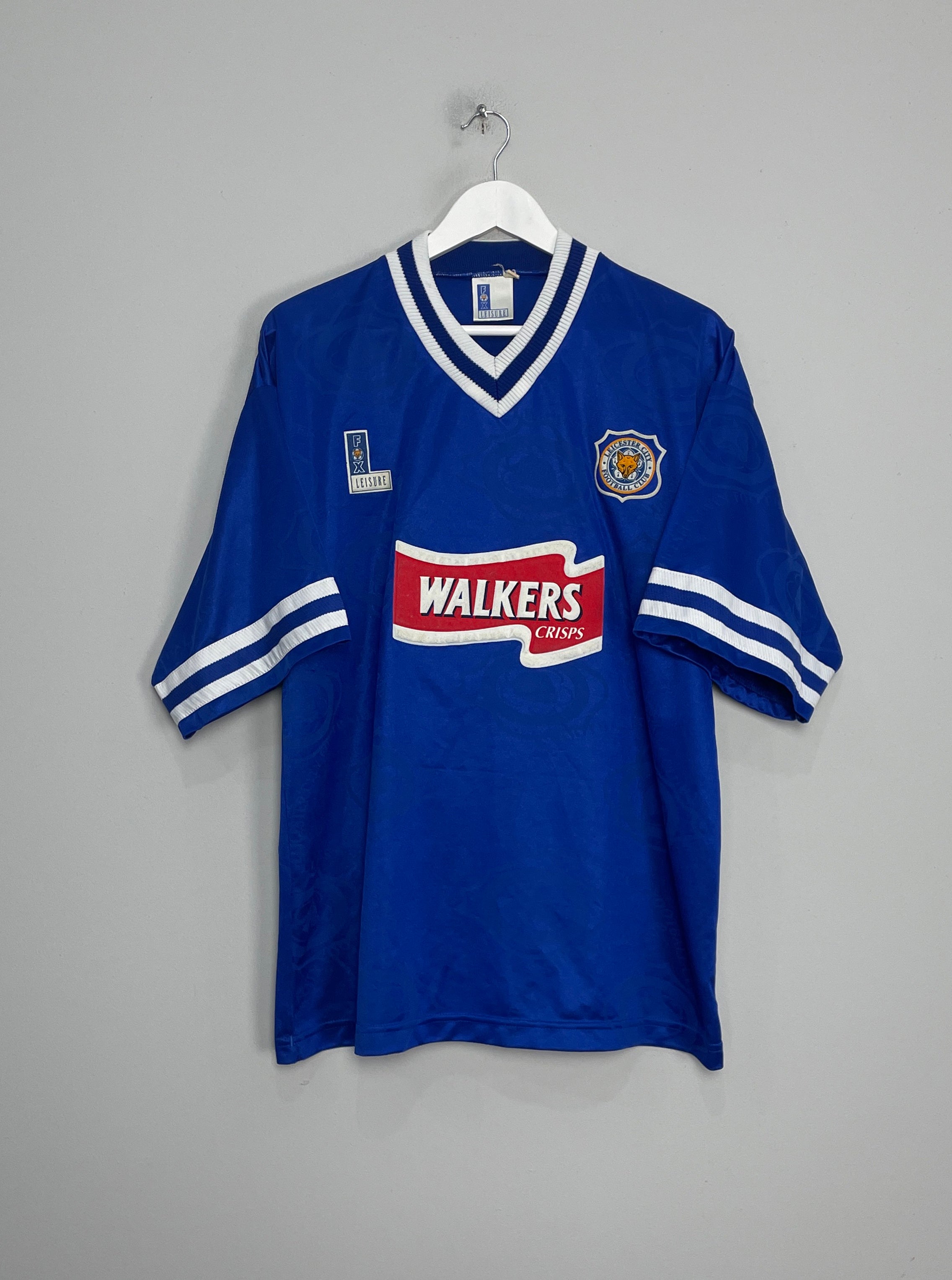 Shop 1996/98 LEICESTER CITY HOME SHIRT (L) FOX LEISURE, classic football shirts, vintage football shirts & retro soccer jerseys at Cult Kits