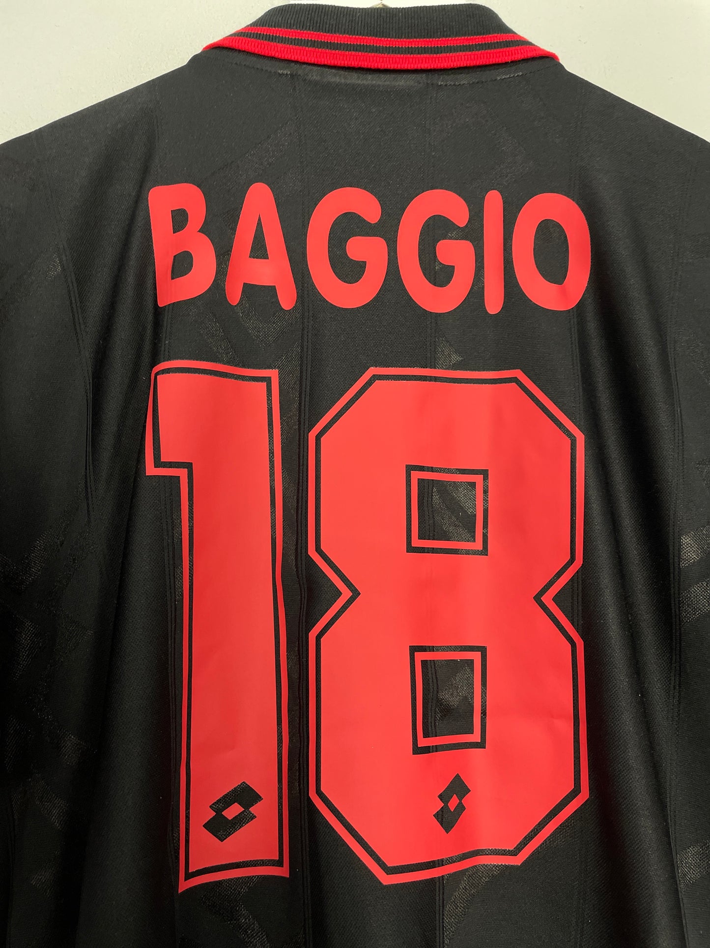 1996/97 AC MILAN BAGGIO #18 THIRD SHIRT (XL) LOTTO