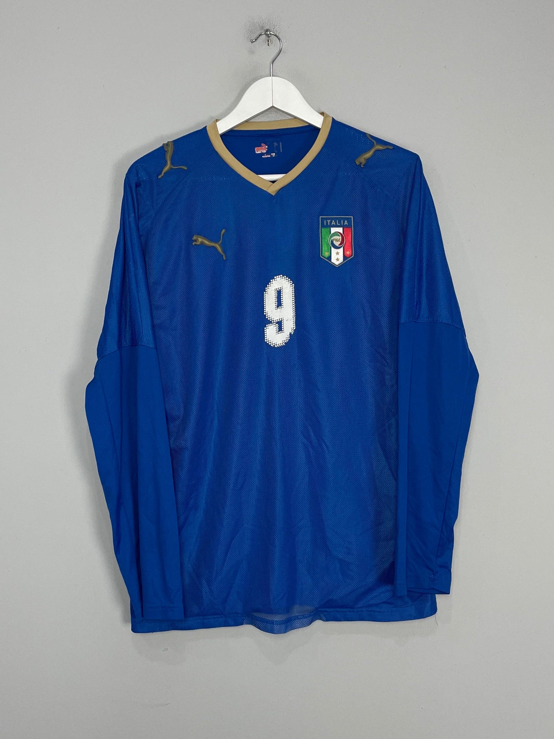 Shop 2007/08 ITALY TONI #9 *MATCH ISSUED + SIGNED* L/S HOME SHIRT (L) PUMA, classic football shirts, vintage football shirts & retro soccer jerseys at Cult Kits