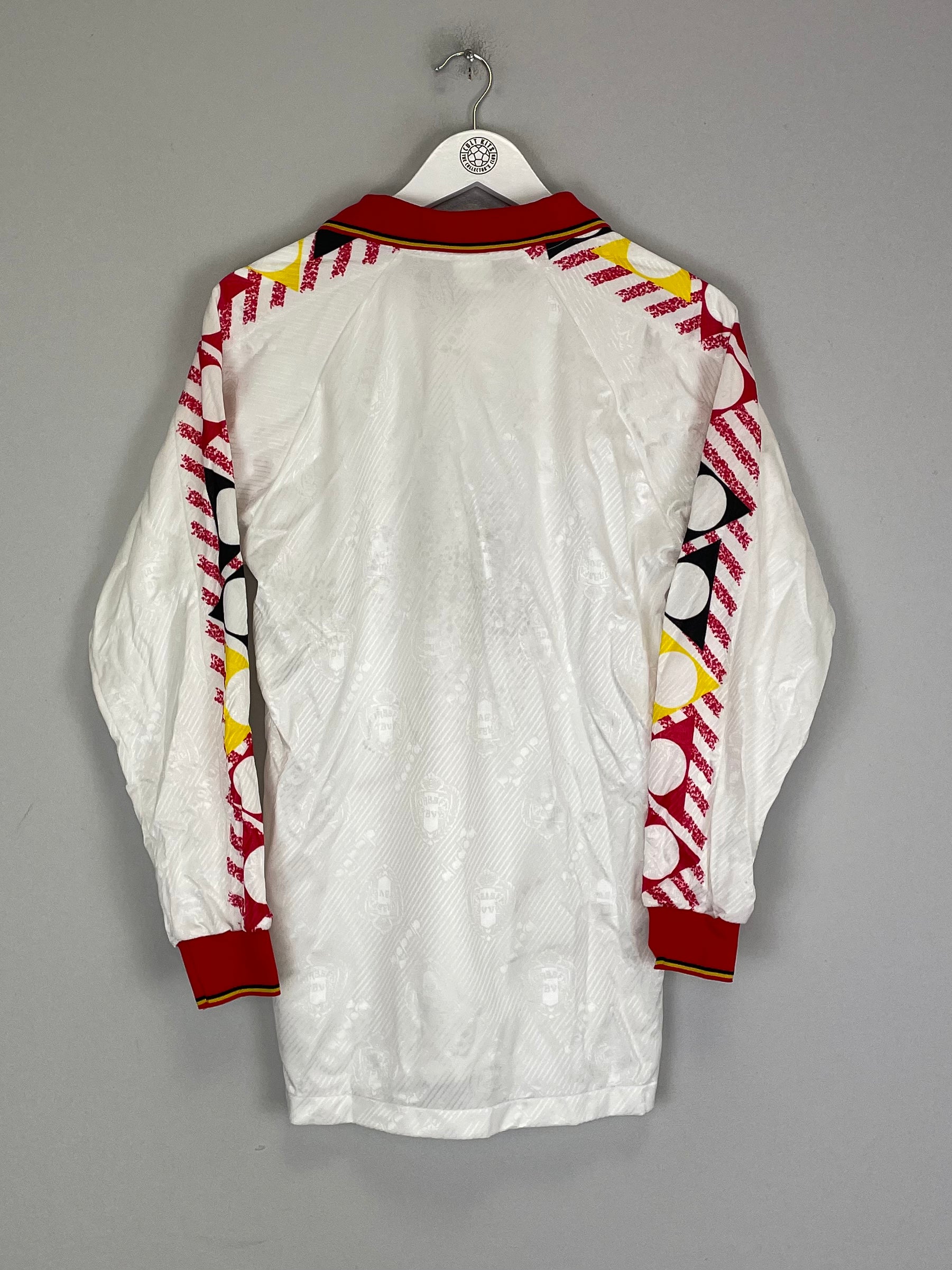 Shop 1994/96 BELGIUM L/S TEMPLATE SHIRT (S) DIADORA, classic football shirts, vintage football shirts & retro soccer jerseys at Cult Kits