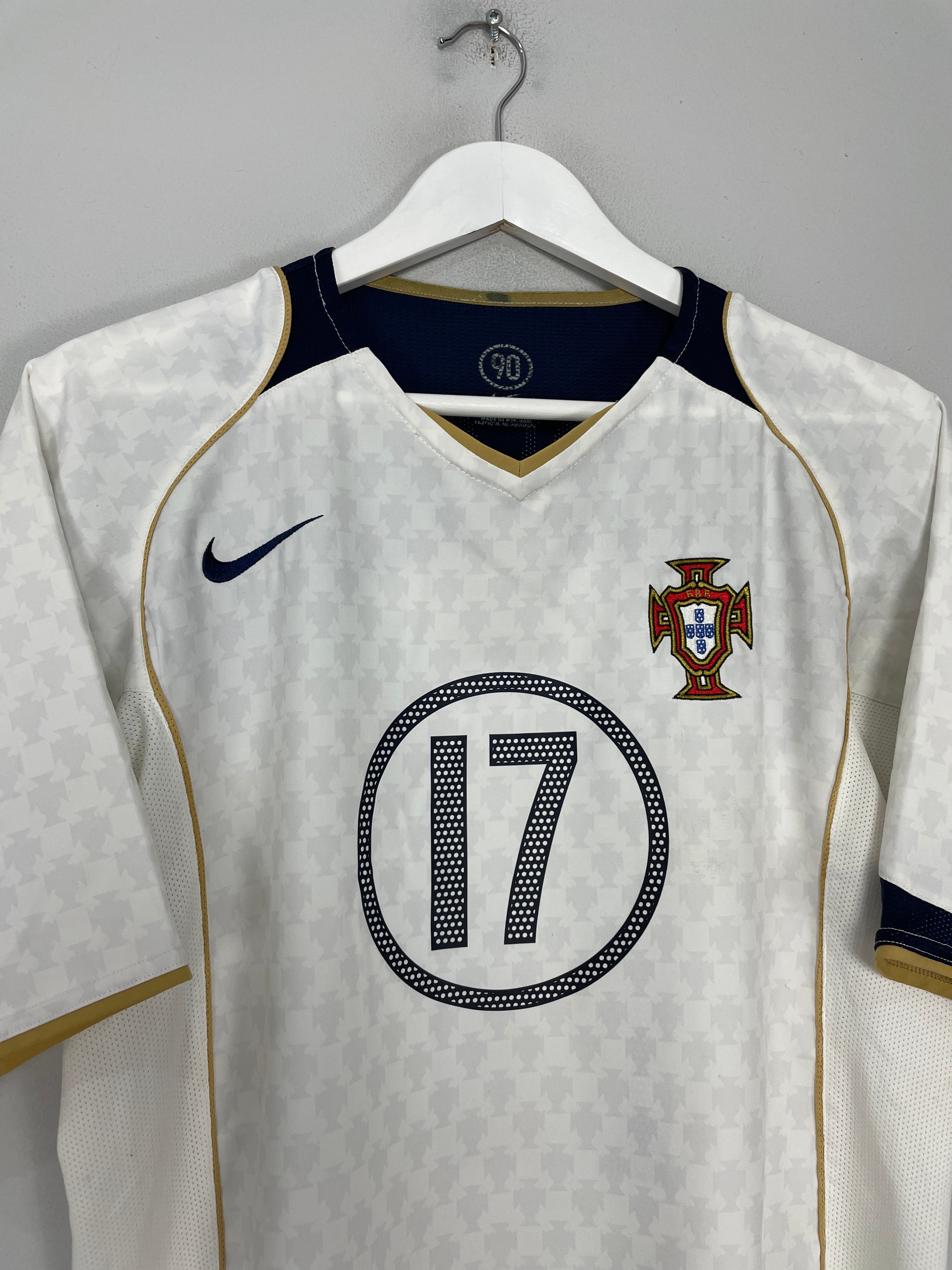 Shop 2004/06 PORTUGAL C.RONALDO #17 AWAY SHIRT (M) NIKE, classic football shirts, vintage football shirts & retro soccer jerseys at Cult Kits