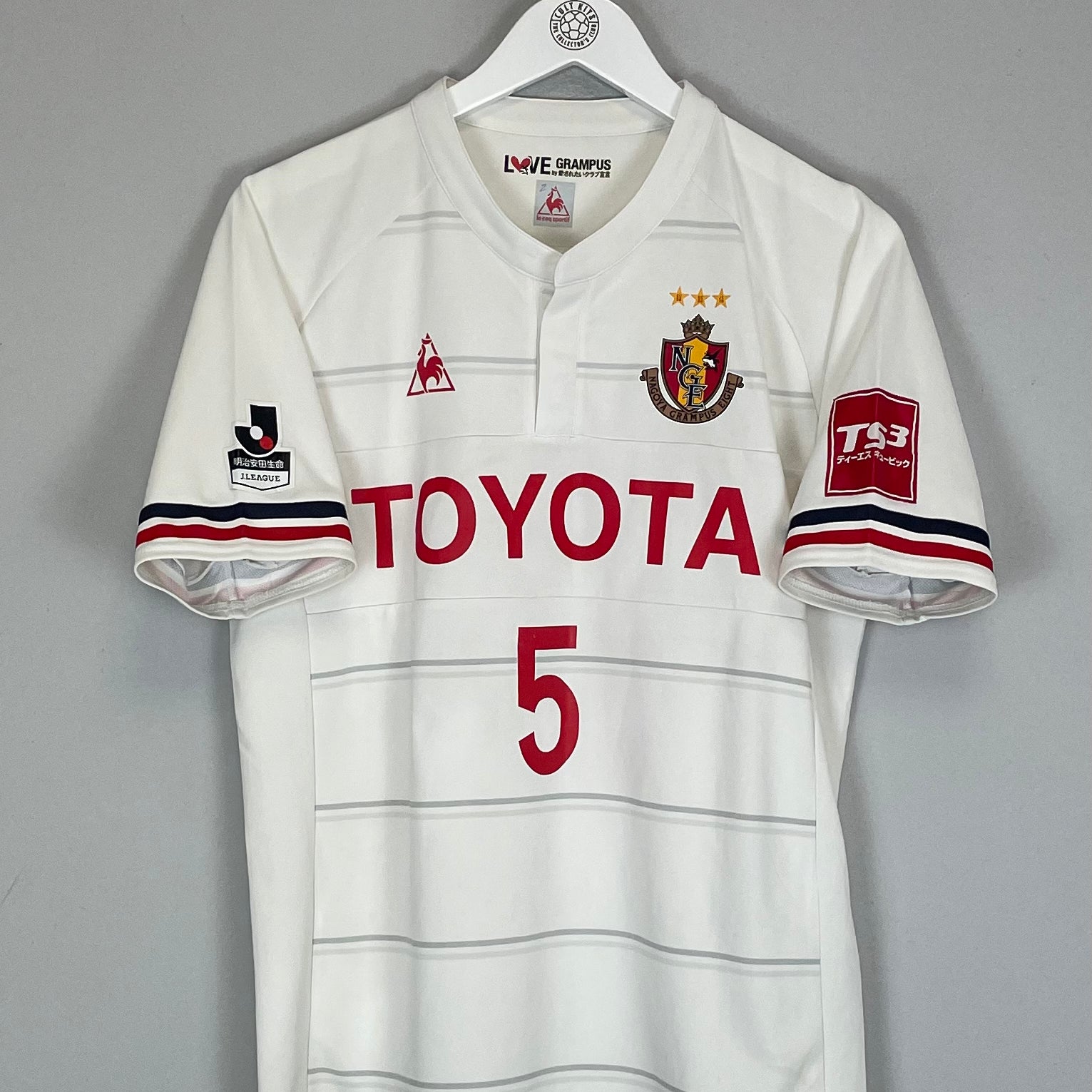 Shop 2016 NAGOYA GRAMPUS OBU #5 AWAY SHIRT (M) LE COQ, classic football shirts, vintage football shirts & retro soccer jerseys at Cult Kits