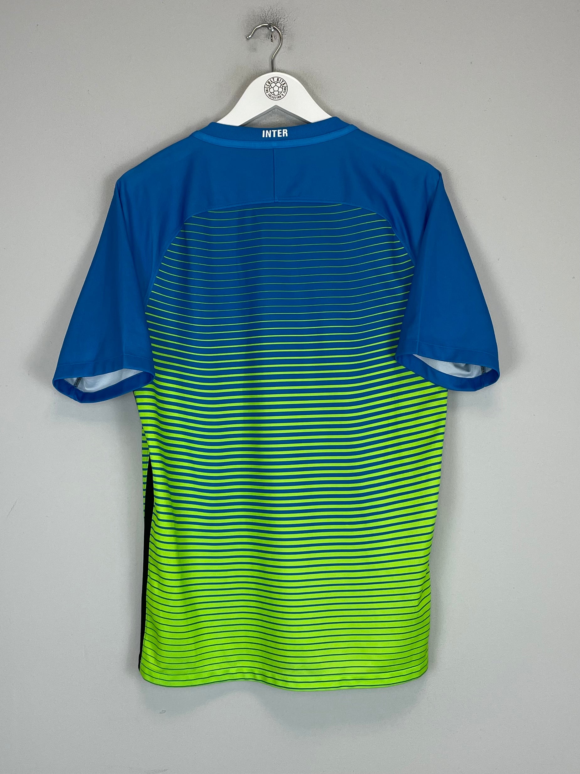 Shop 2016/17 INTER MILAN THIRD SHIRT (M) NIKE, classic football shirts, vintage football shirts & retro soccer jerseys at Cult Kits