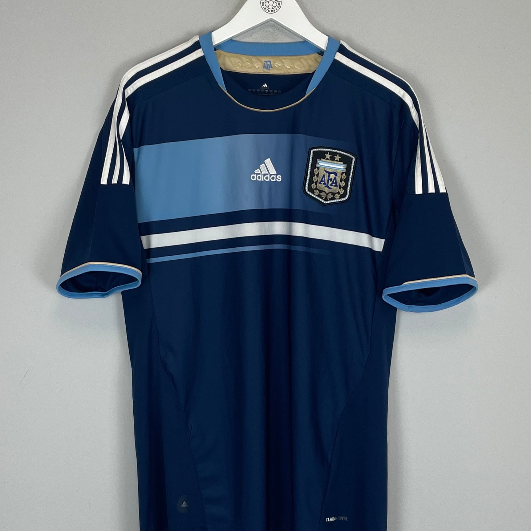 Shop 2011/13 ARGENTINA AWAY SHIRT (L) ADIDAS, classic football shirts, vintage football shirts & retro soccer jerseys at Cult Kits