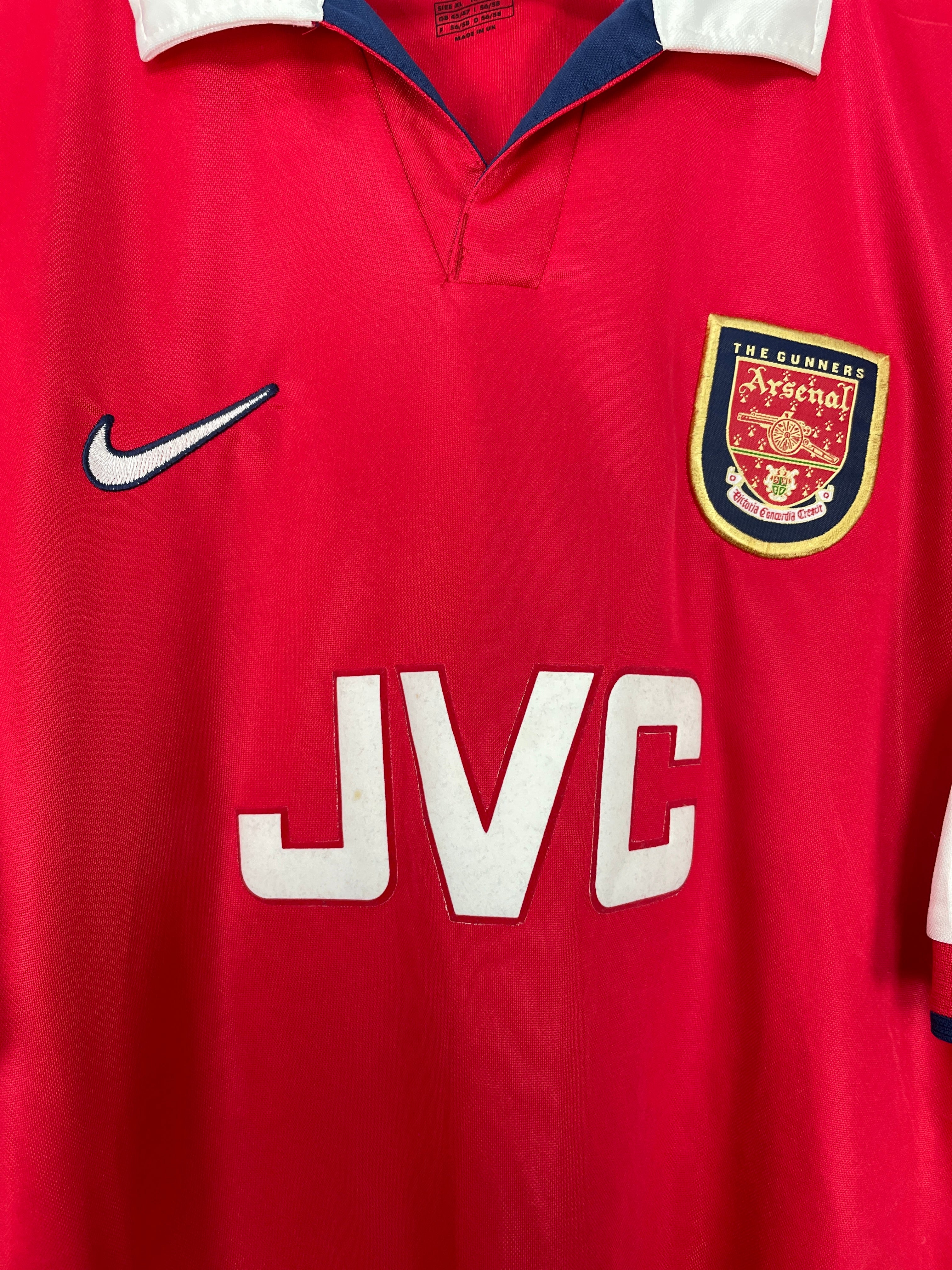 Shop 1998/99 ARSENAL BERGKAMP #10 HOME SHIRT (XL) NIKE, classic football shirts, vintage football shirts & retro soccer jerseys at Cult Kits