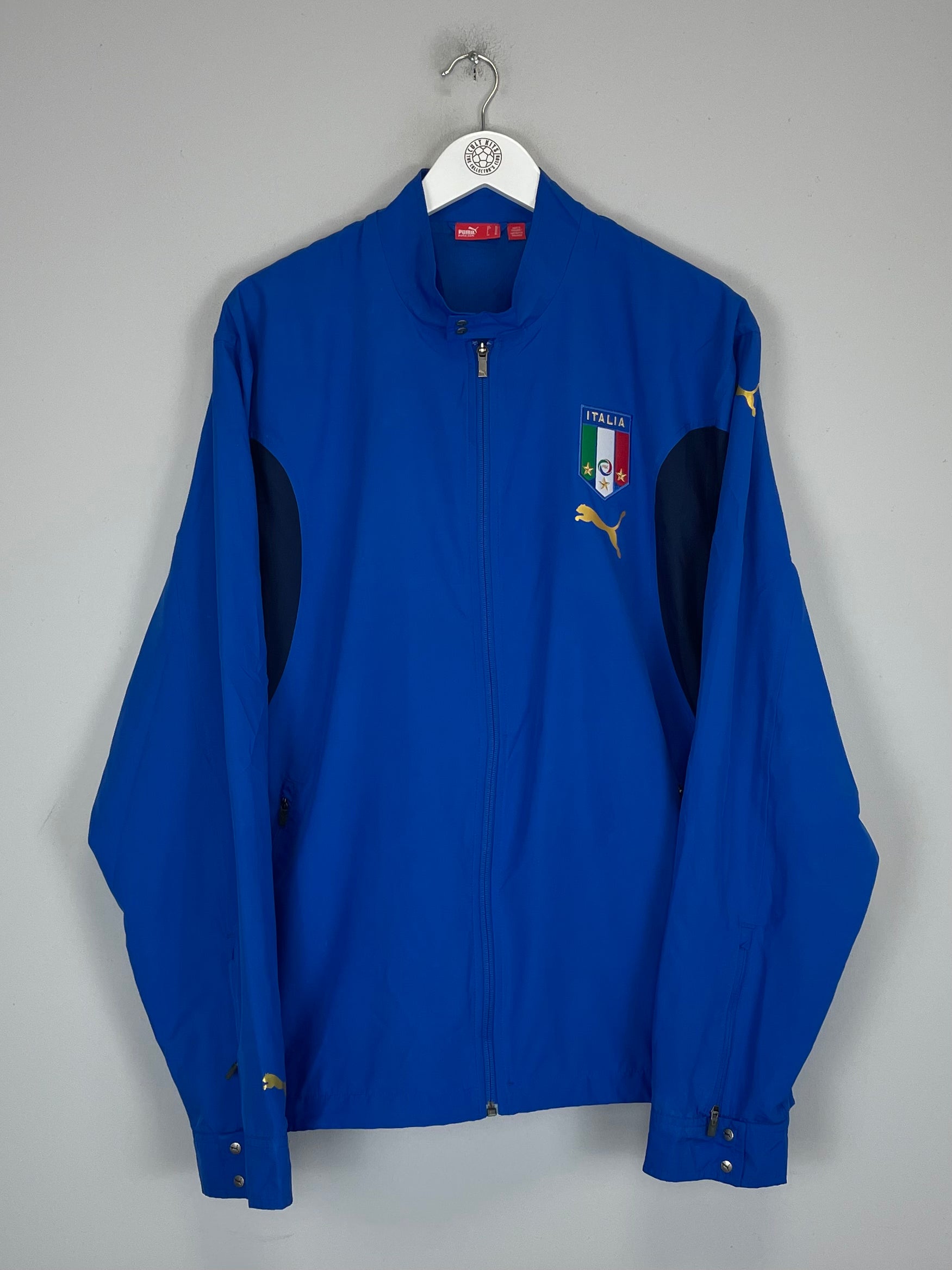Shop 2006 ITALY TRACK JACKET (XL) PUMA, classic football shirts, vintage football shirts & retro soccer jerseys at Cult Kits