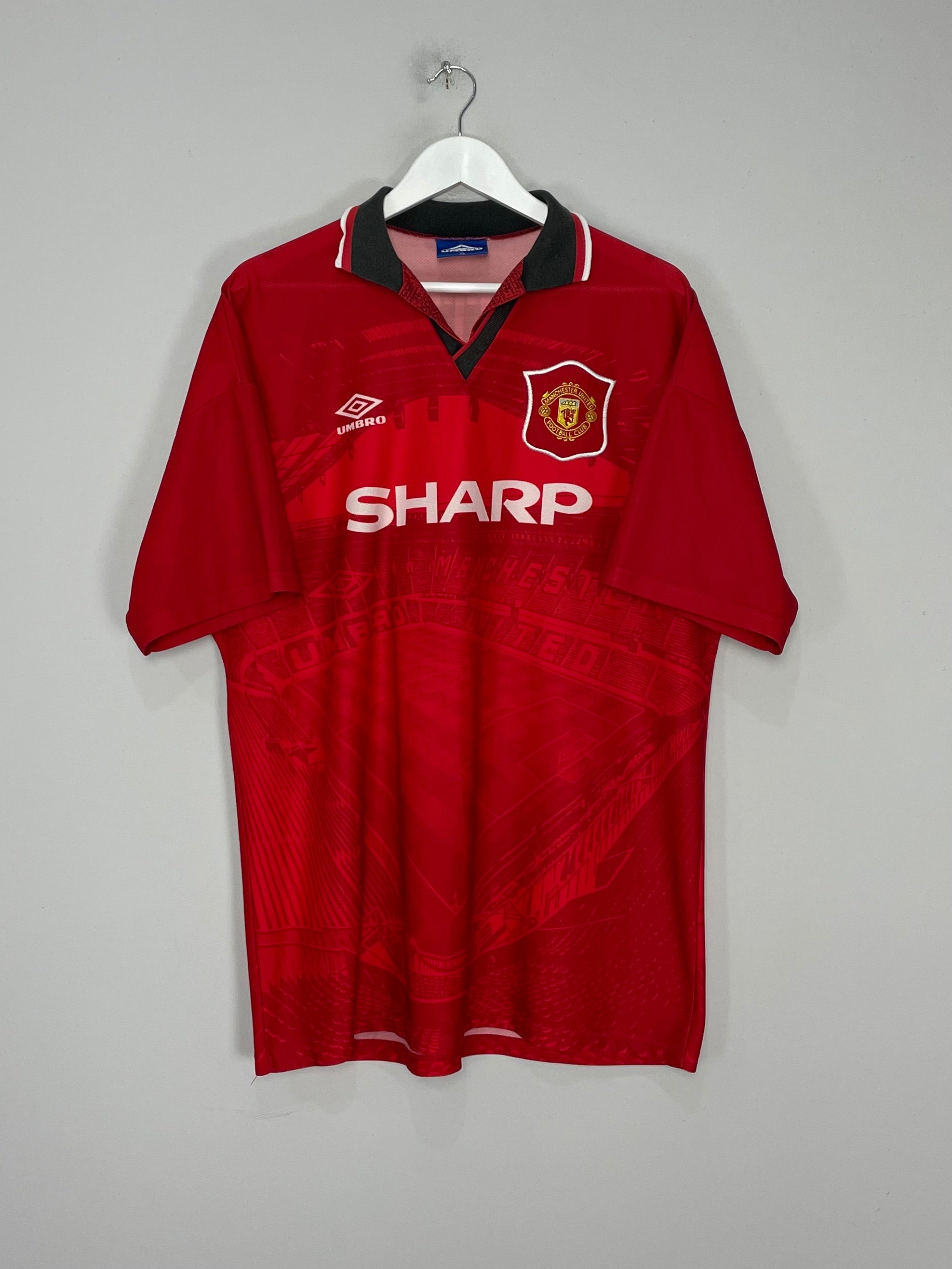 Shop 1994/96 MANCHESTER UNITED CANTONA #7 HOME SHIRT (XL) UMBRO, classic football shirts, vintage football shirts & retro soccer jerseys at Cult Kits