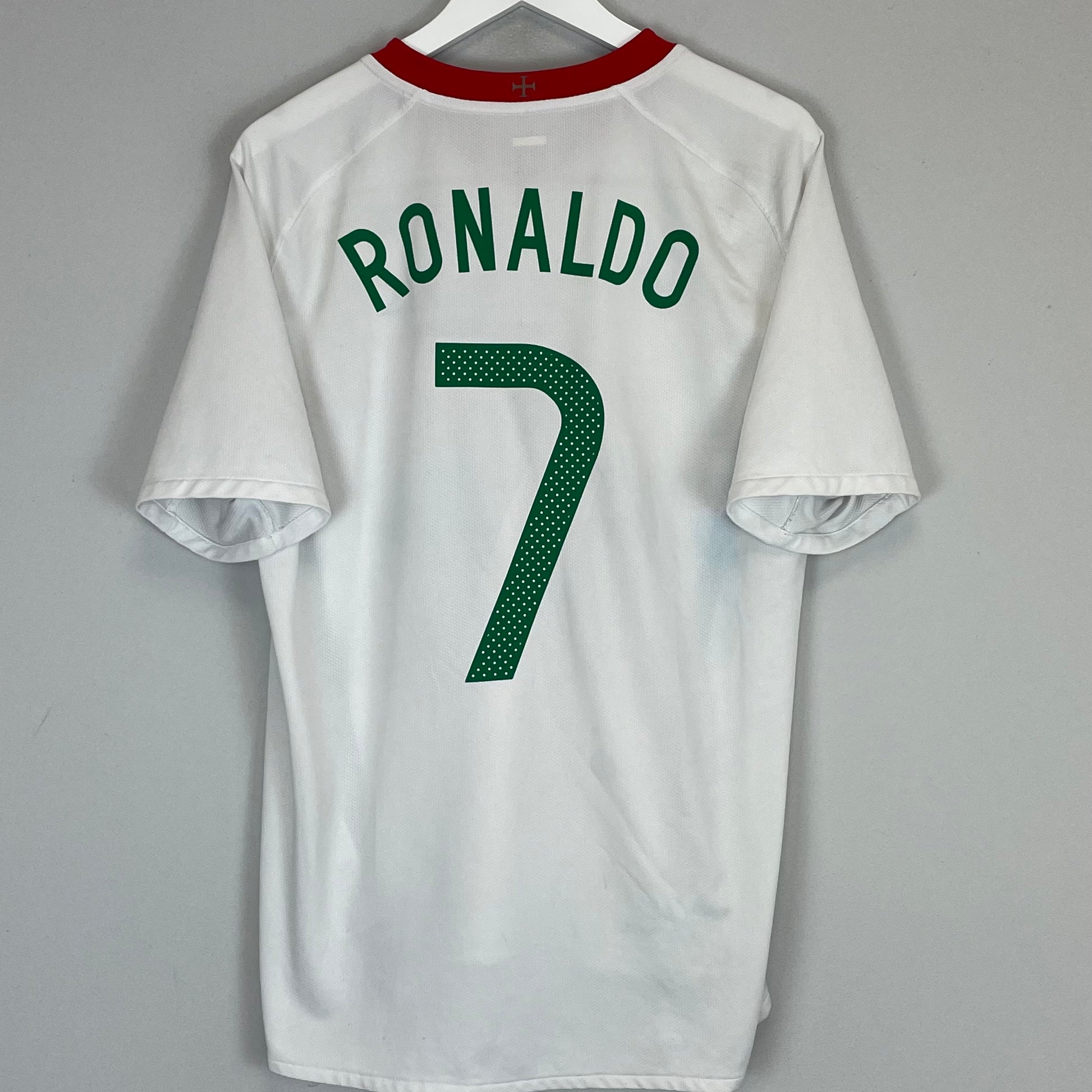 Shop 2008/10 PORTUGAL RONALDO #7 AWAY SHIRT (L) NIKE, classic football shirts, vintage football shirts & retro soccer jerseys at Cult Kits